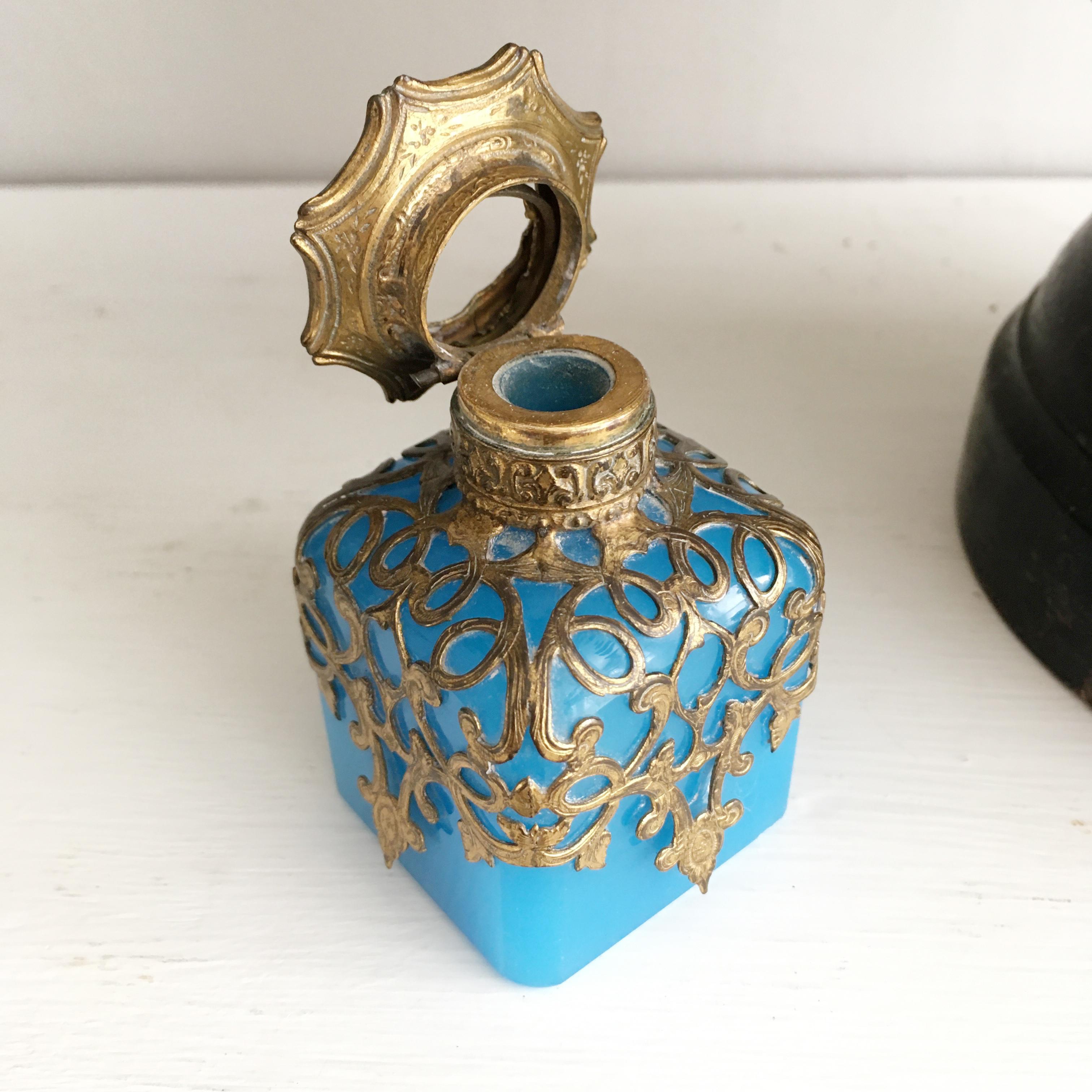 Grand Tour French Opaline Perfume Bottles, circa 1860 9