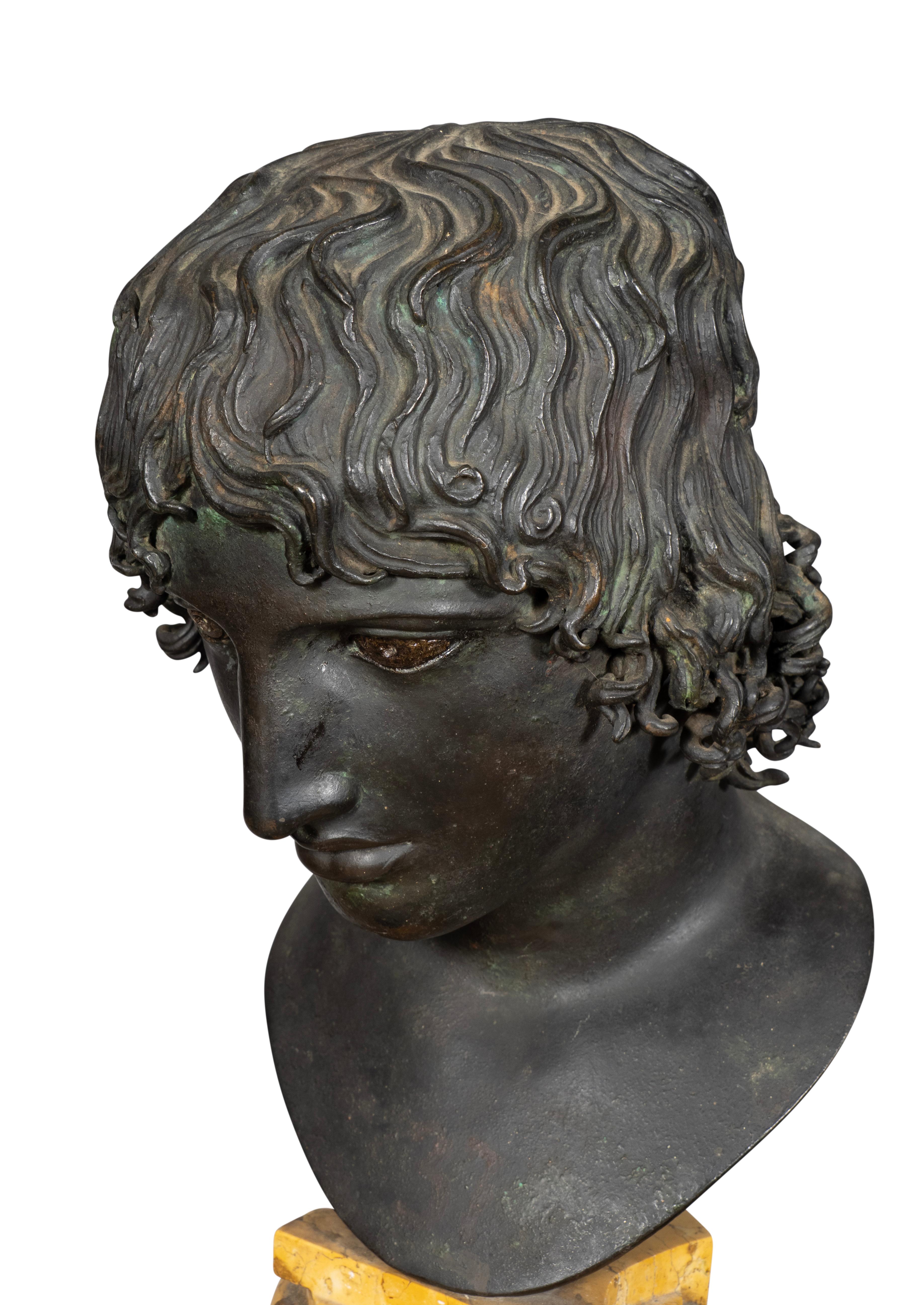 Gran Tour Italiano Busto De Bronce De Mellephebe en venta 2