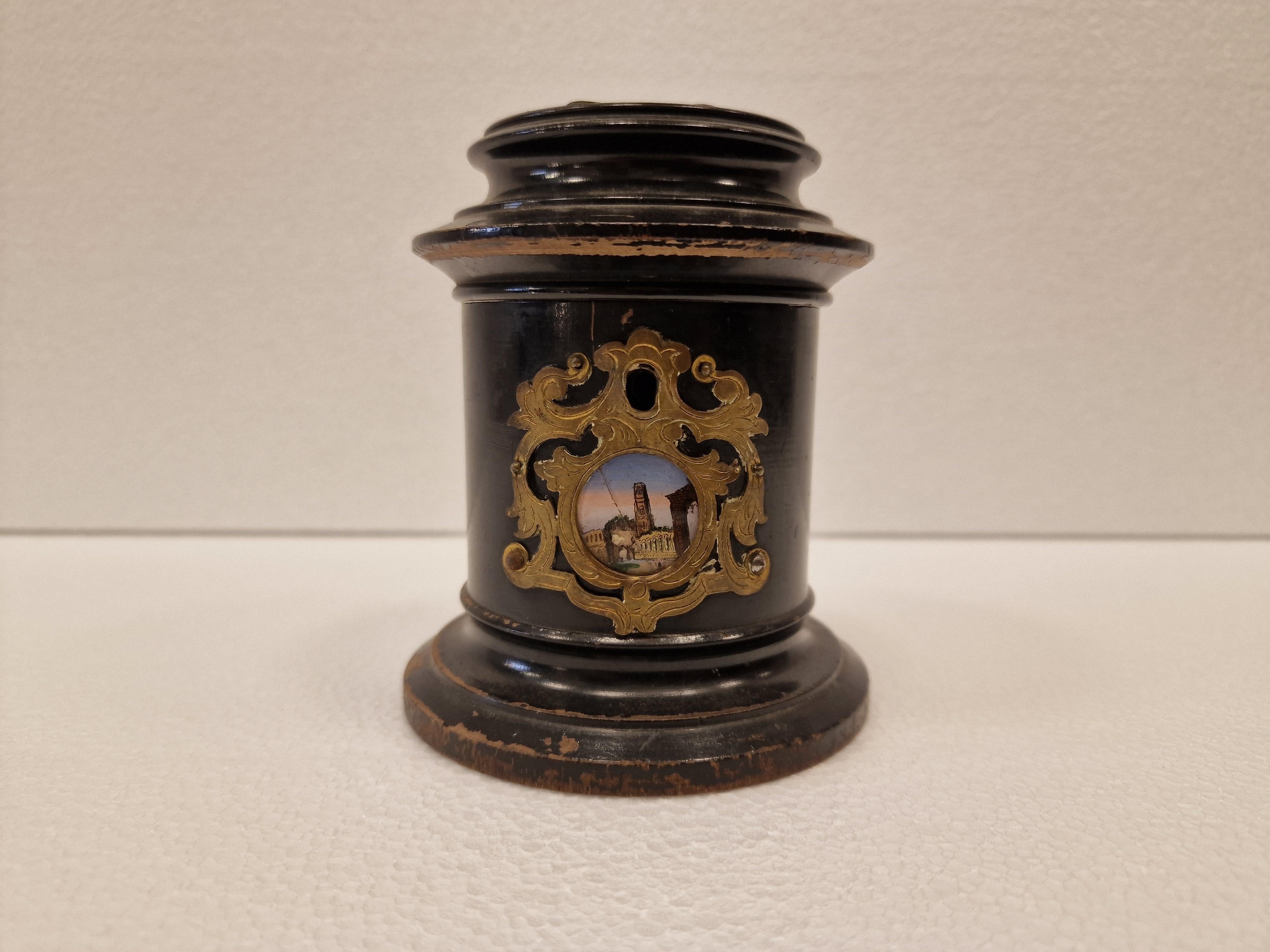 Black Grand Tour Italy Piggy Bank / Objet de vertu For Sale