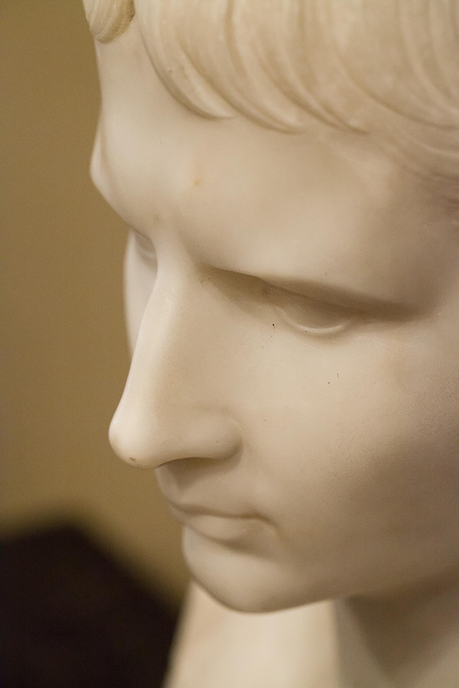Italian Grand Tour Marble Bust of Octavian 'Augustus Caesar' as a Boy, Italy, circa 1810 For Sale