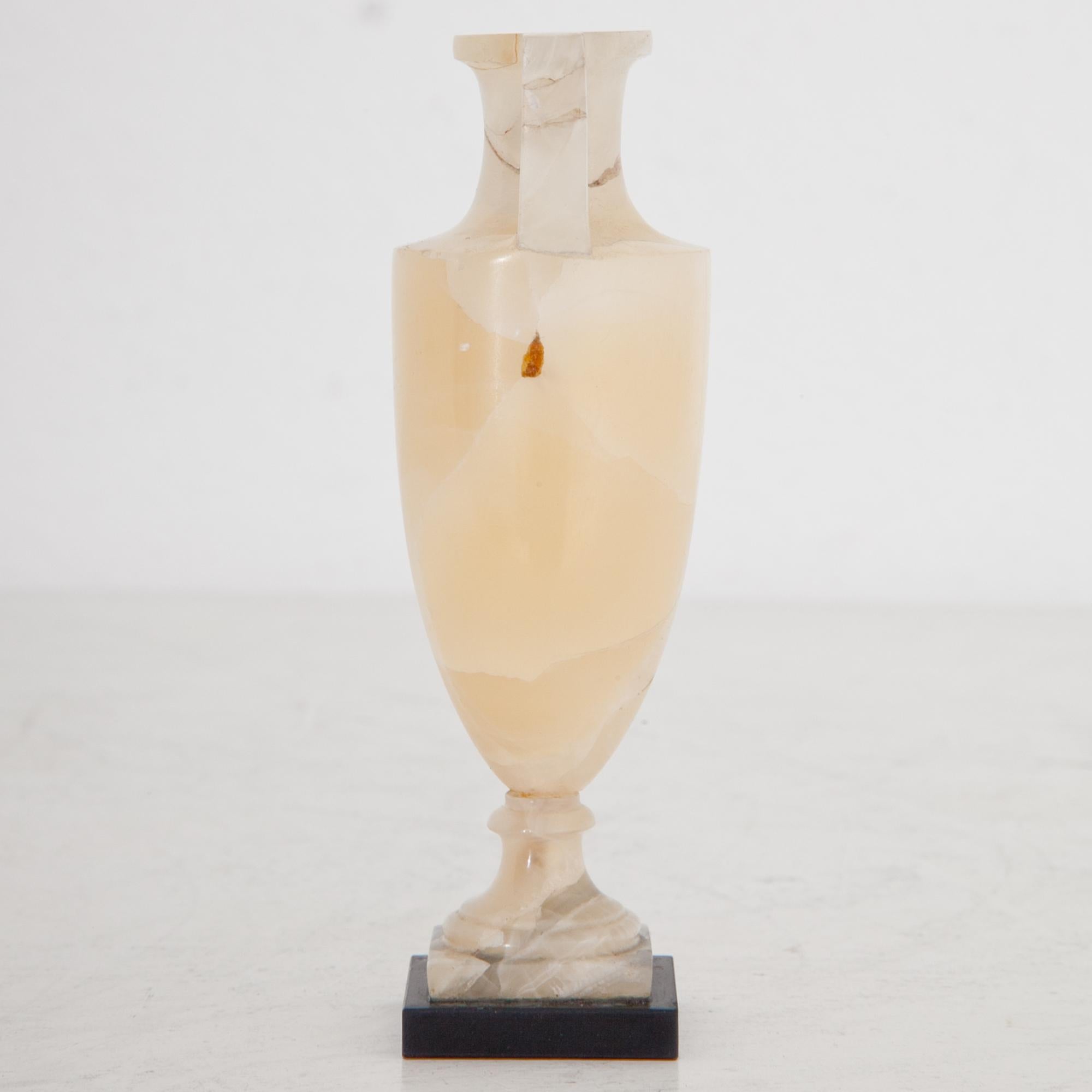 Stone Grand Tour Object of an Alabaster Vase, Probably Italy Late 18th Century