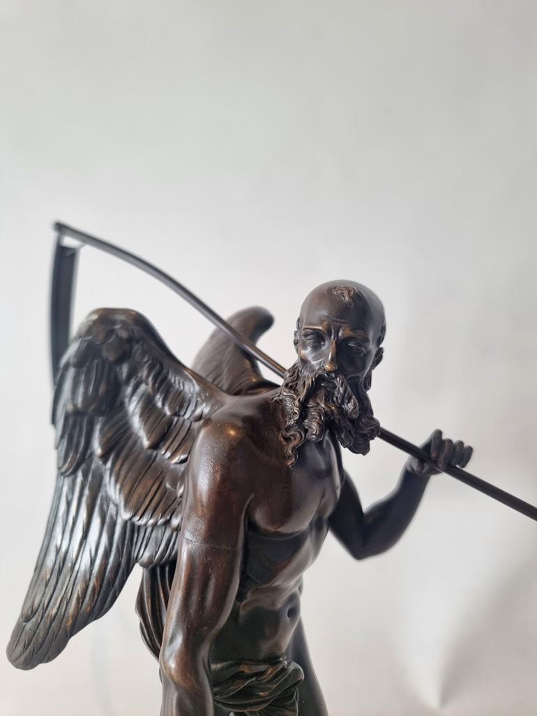 Grand tour Patinated bronze figure of Chronos, Father Time on Sienna marble base In condizioni buone in vendita a London, GB