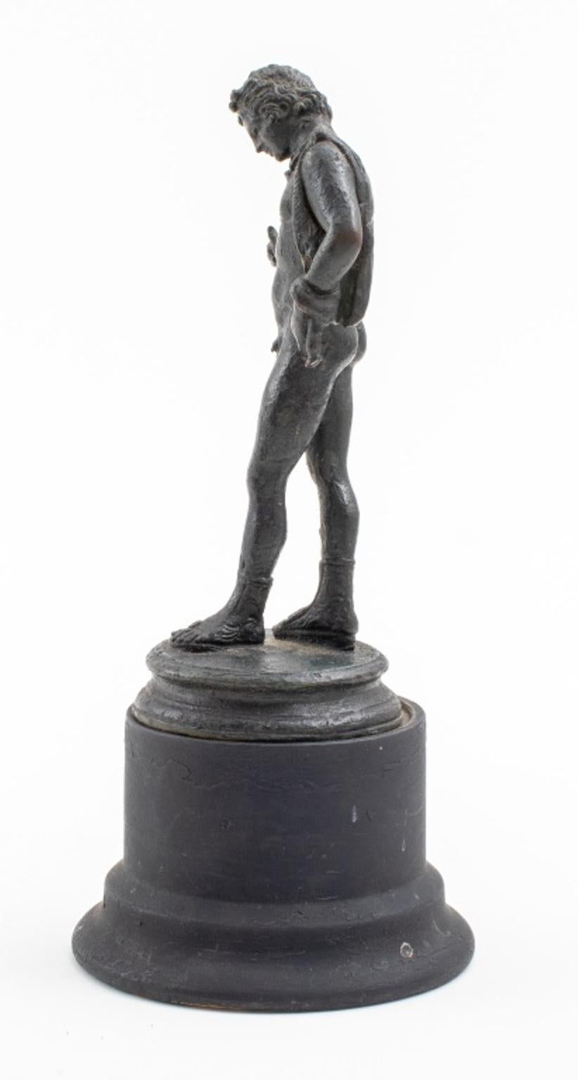 Grand Tour Patinierte Bronzestatue des Narzissen aus der Grand Tour im Zustand „Gut“ im Angebot in New York, NY