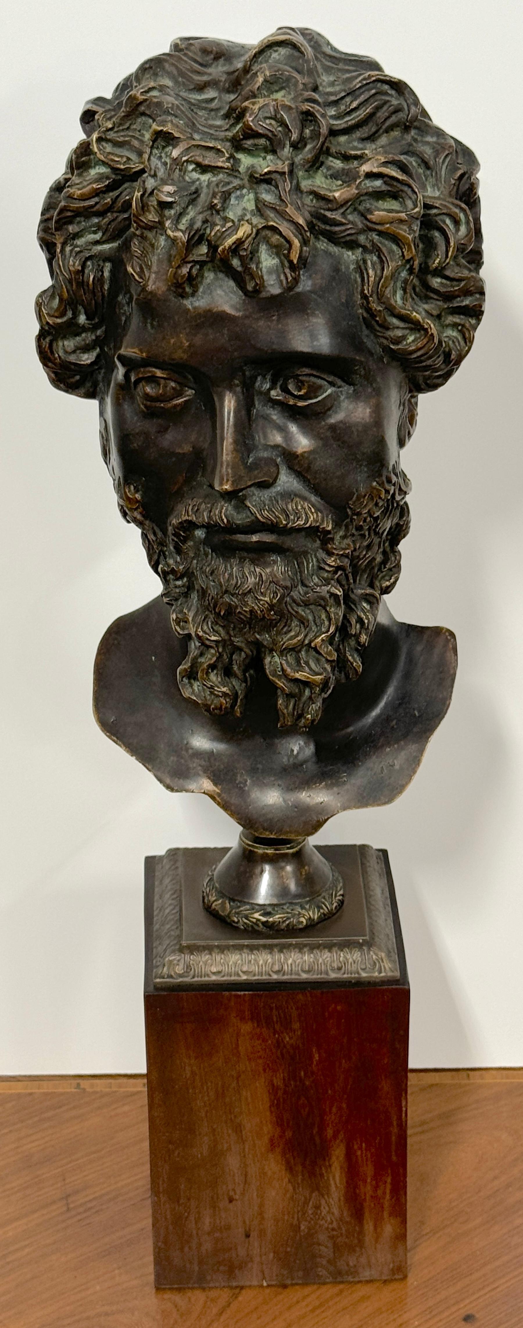 Busto in bronzo di un uomo in stile Grand Tour Roamn in vendita 5