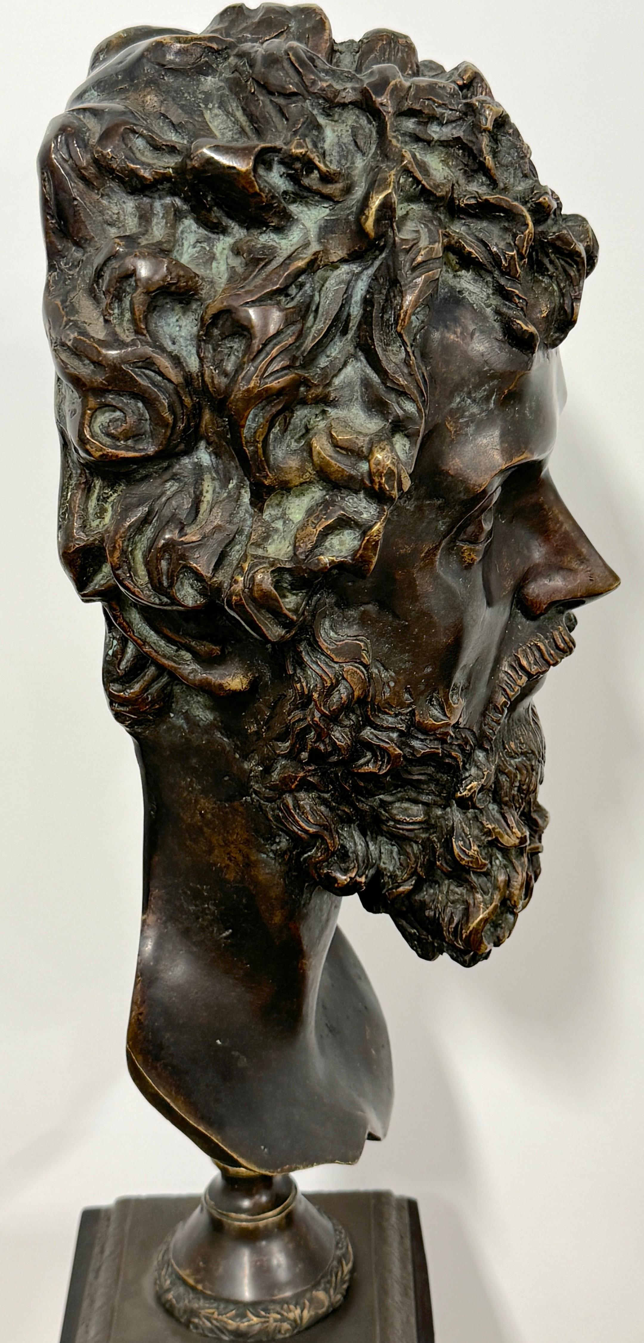 XX secolo Busto in bronzo di un uomo in stile Grand Tour Roamn in vendita