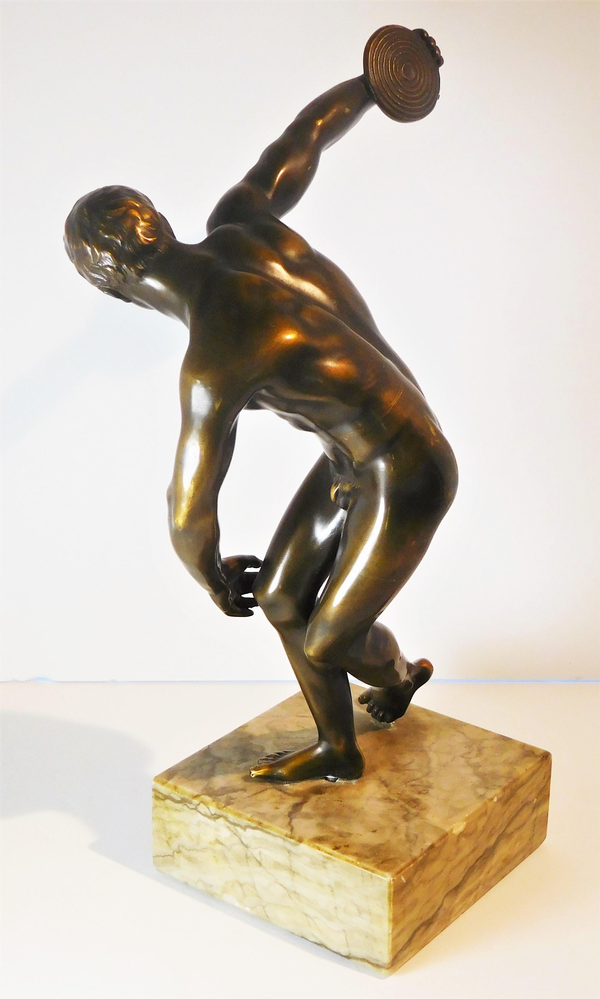 20th Century Grand Tour Souvenir Bronze Figure of Discobolus, After the Antique by Myron For Sale