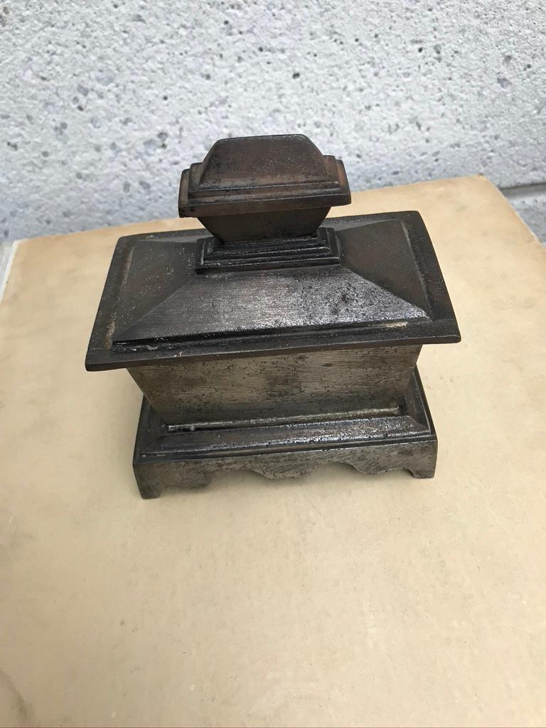 19th Century Italian Grand Tour Steel Lidded Sarcophagus Box For Sale 8
