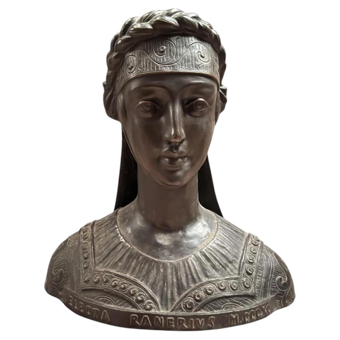 Grand Tour Style Bronze Bust of a Classical Lady, 20th Century For Sale