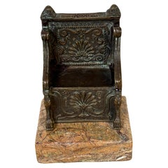Modelo de bronce estilo Gran Tour de la Silla del Trono de San Pedro