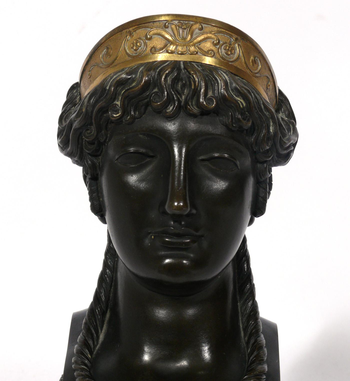 Grand Tour style female bronze bust on lacquered wood base, artist unknown, Italy, circa early 20th century. Very fine quality and casting. Retains warm original patina.