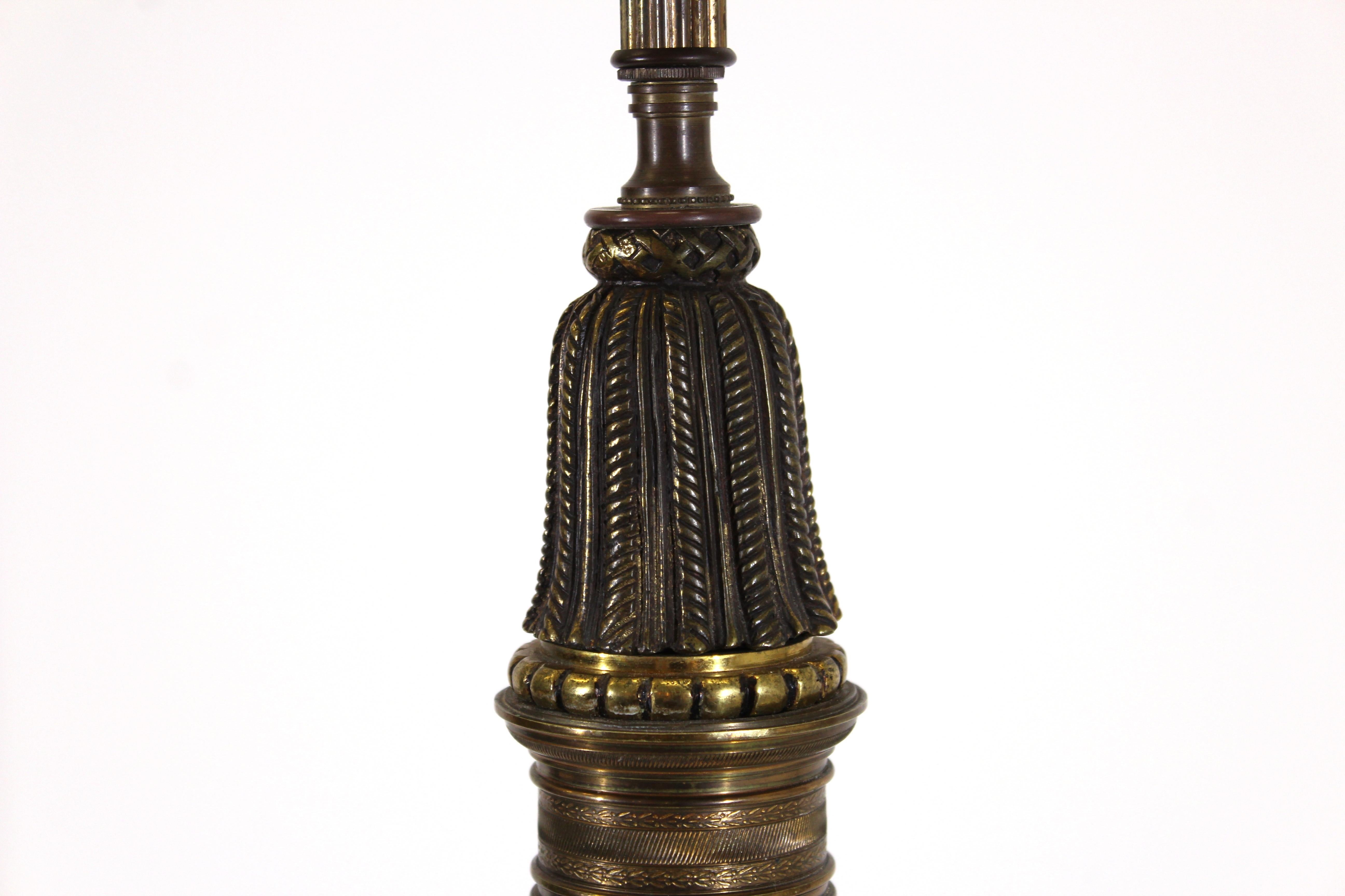 Lampe de table néolcassique en bronze de style Grand Tour en vente 4