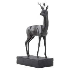 Escultura de Bronce Patinado Estilo Ciervo Grand Tour