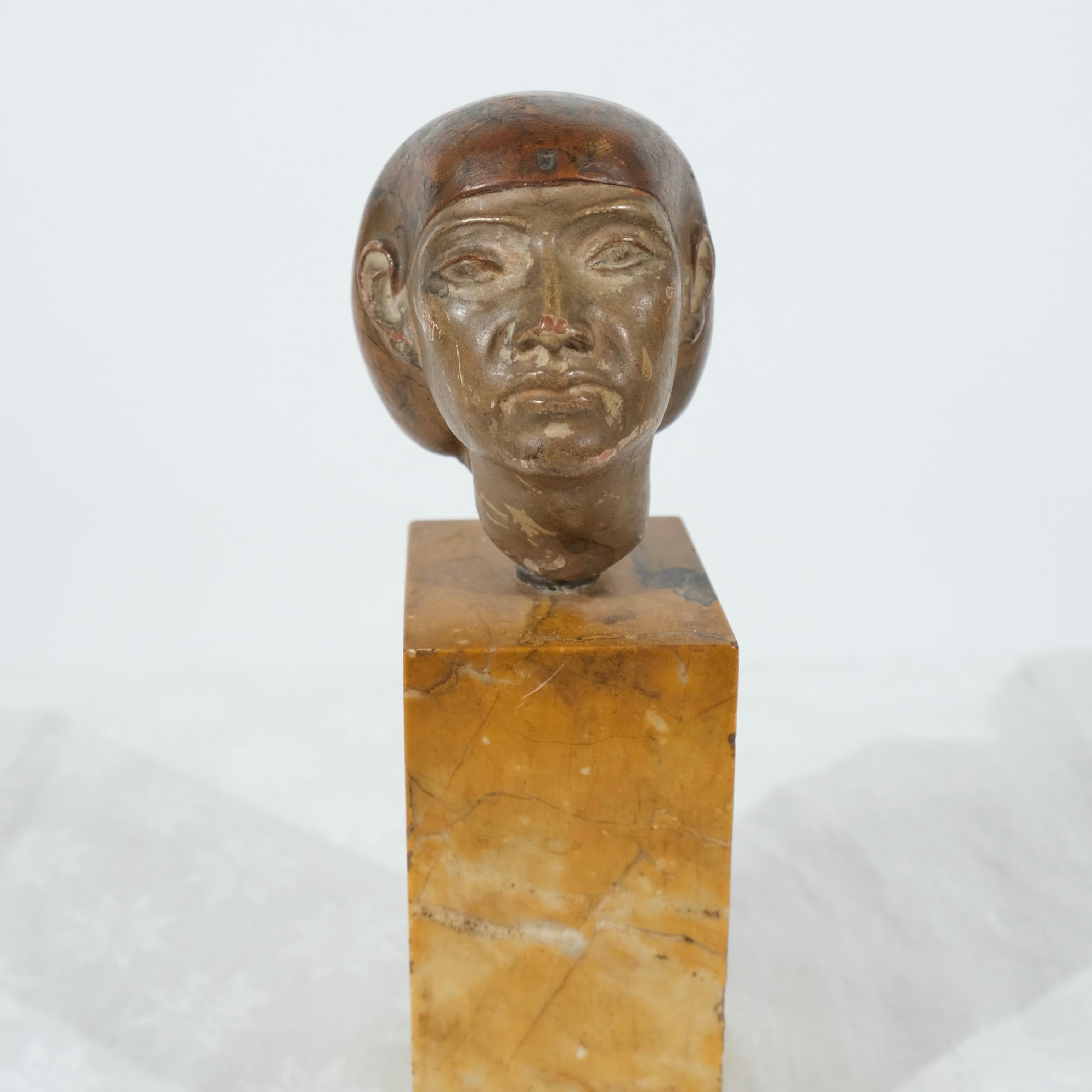 Grand Tour terracotta bust of an Egyptian princess, 19th c In Good Condition For Sale In Stockholm, SE