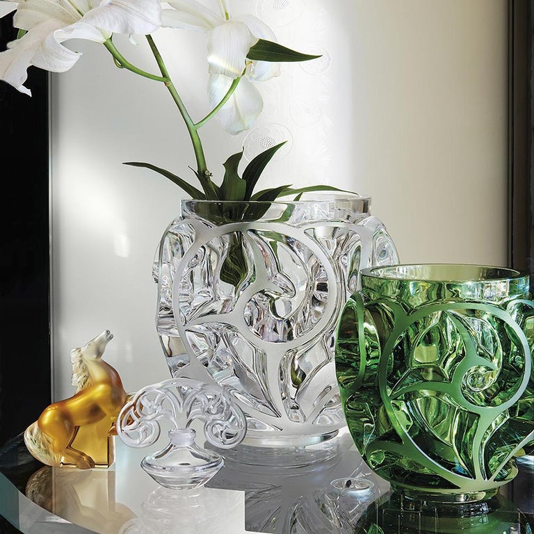 Customizable Grand Tourbillons Vase in Crystal Glass by Lalique For Sale at  1stDibs | lalique tourbillons vase
