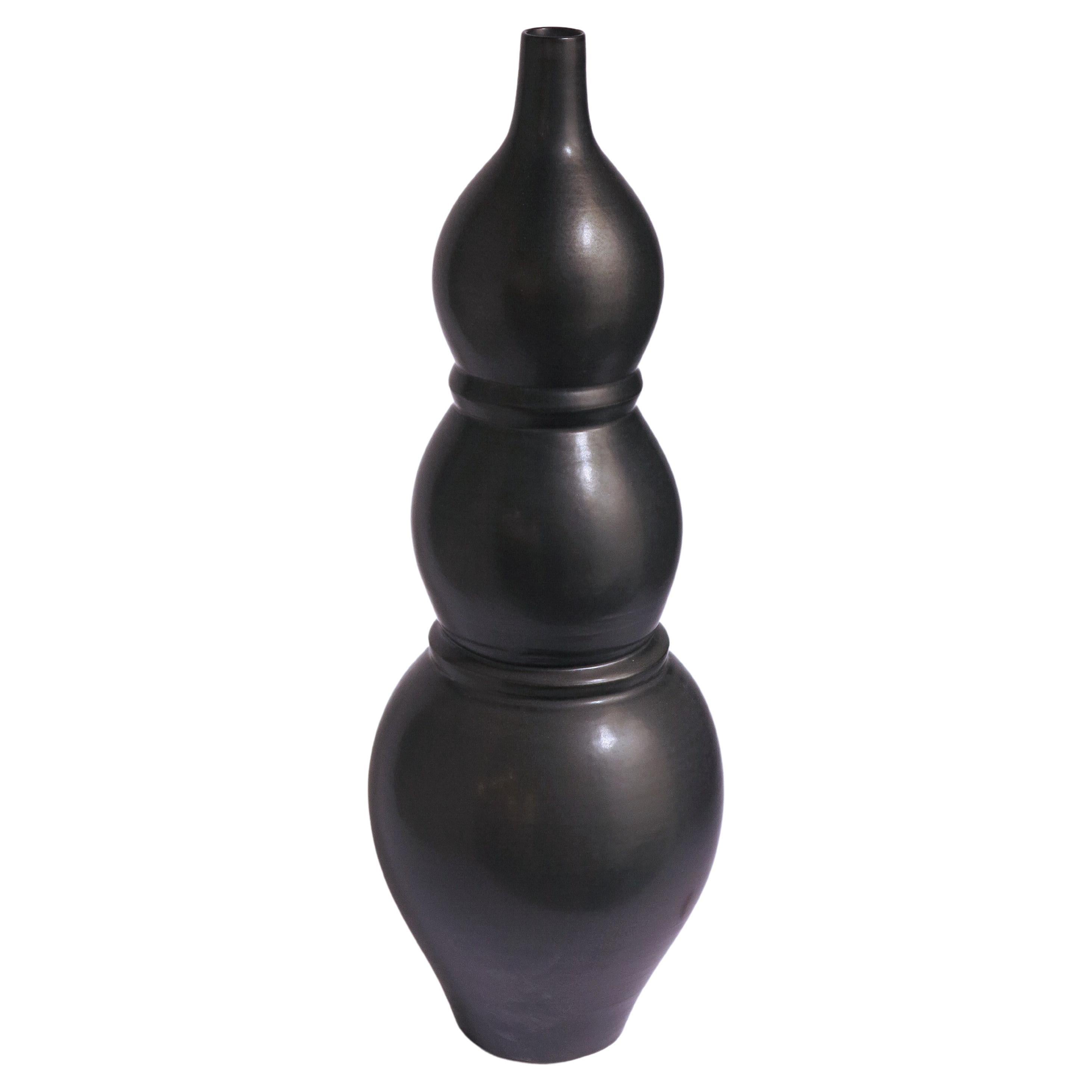 Grand Vase Noir by Cica Gomez For Sale
