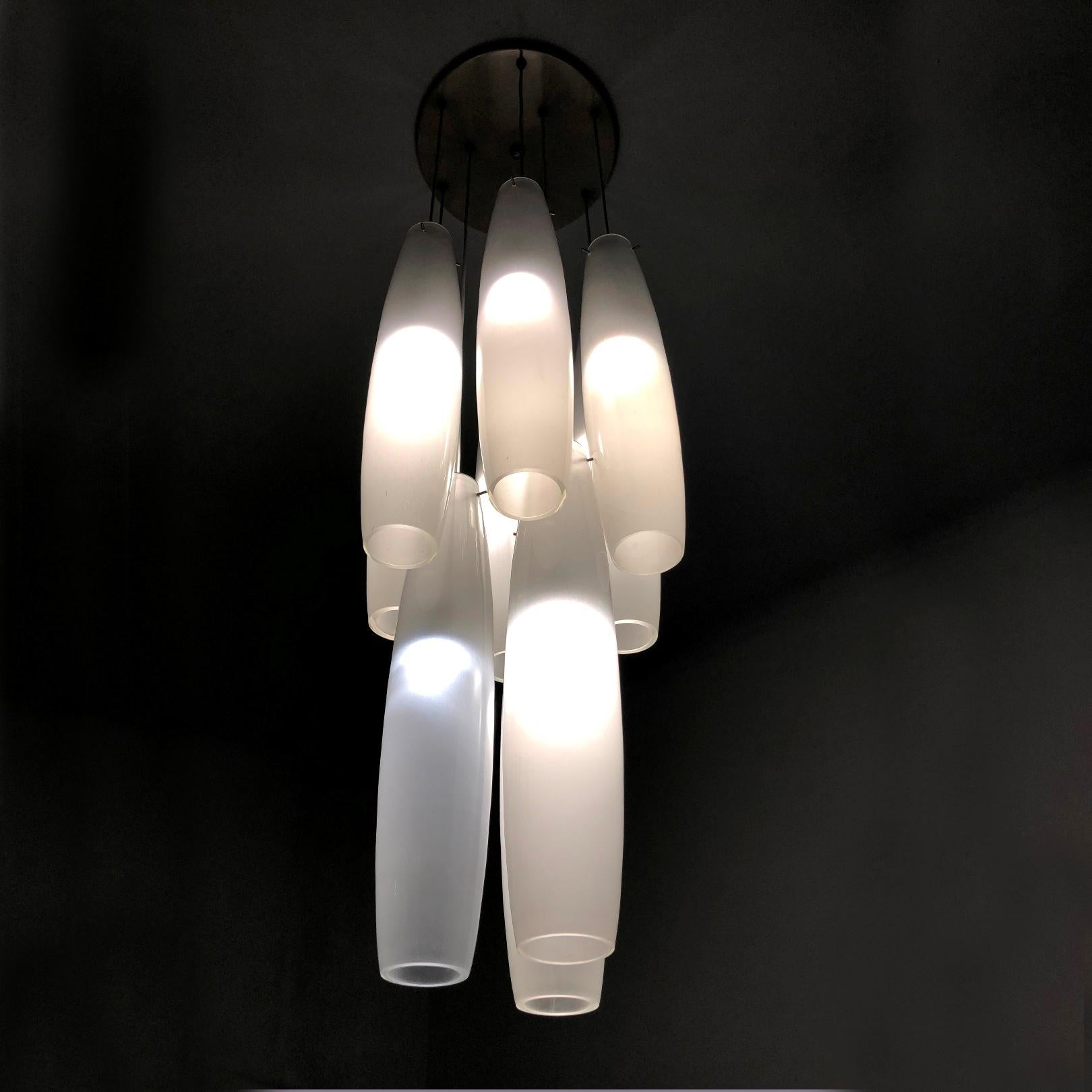 Italian Grand White Murano Glass Chandalier Attributed to Alessandro Pianon, Italy 1960s For Sale