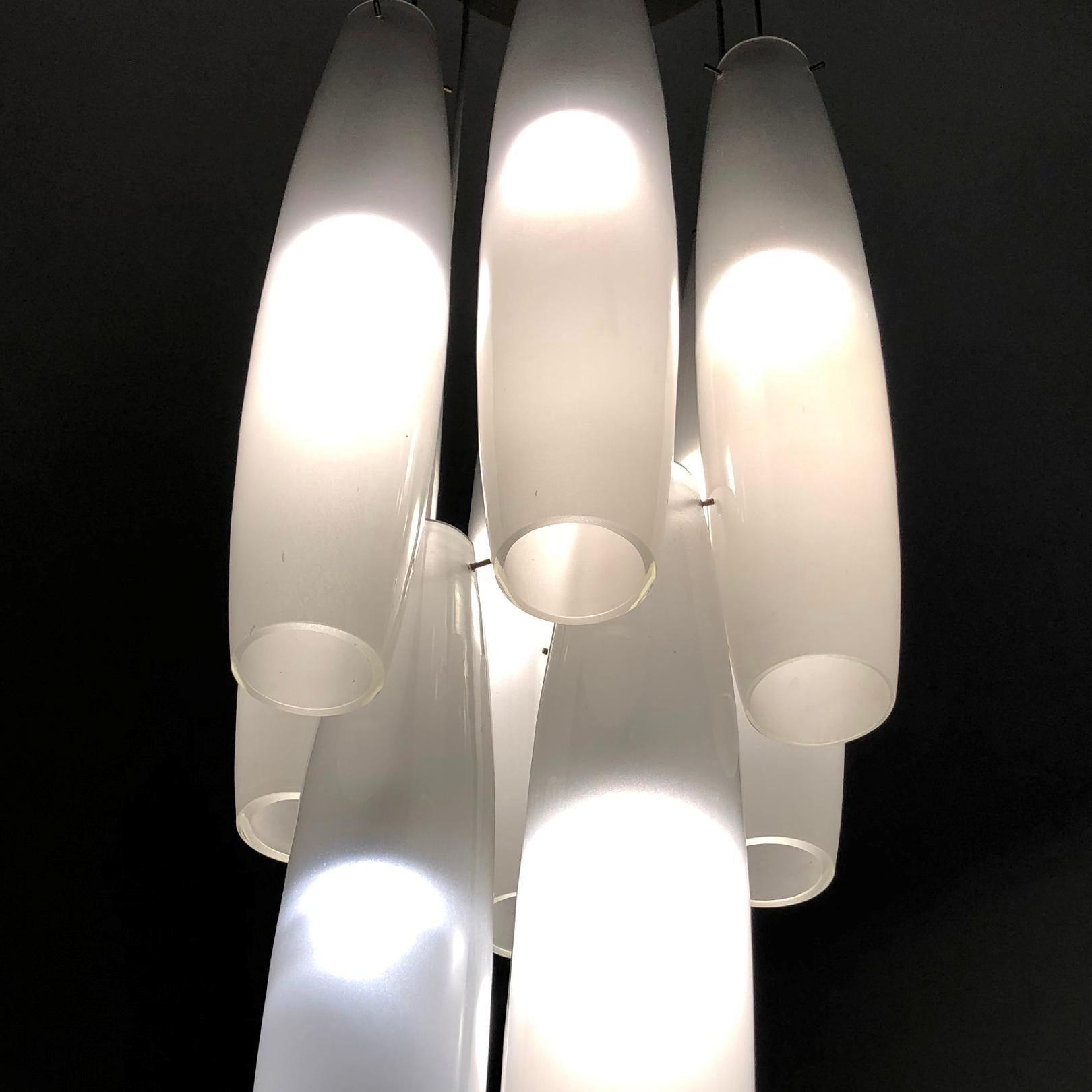 Grand White Murano Glass Chandalier Attributed to Alessandro Pianon, Italy 1960s For Sale 2