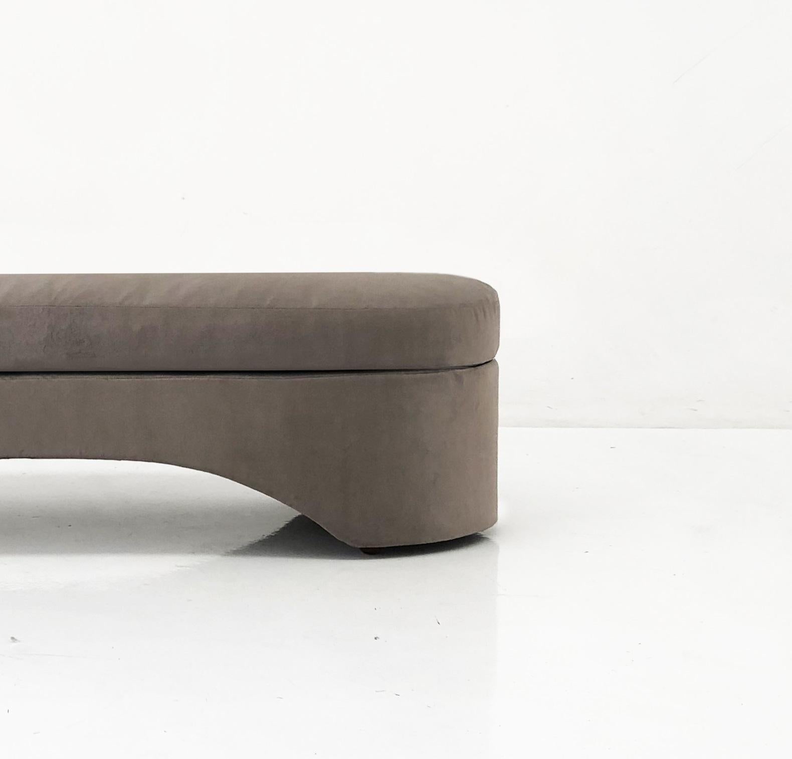 Altro Panca contemporanea Grande 150 in velluto di seta grigio di Casa Casati in vendita