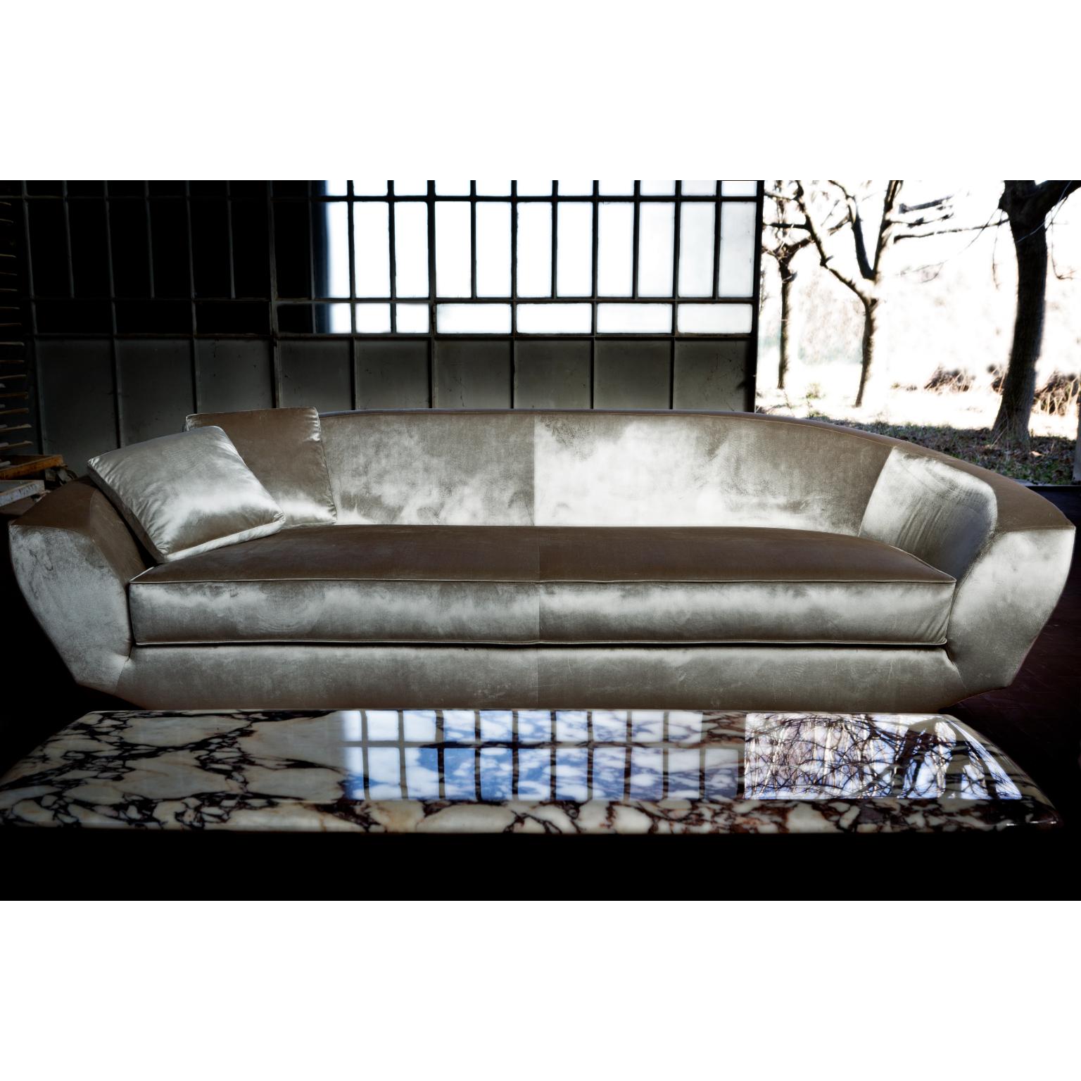 Autre Canapé Grande 320 Five Seater en bronze foncé et tapisserie Diablo de Casa Casati en vente