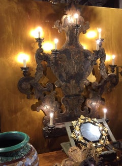 Enorme Applique Italiana a Nove Luci Inizi 1800 Vaso Argentato Decorato con UVA