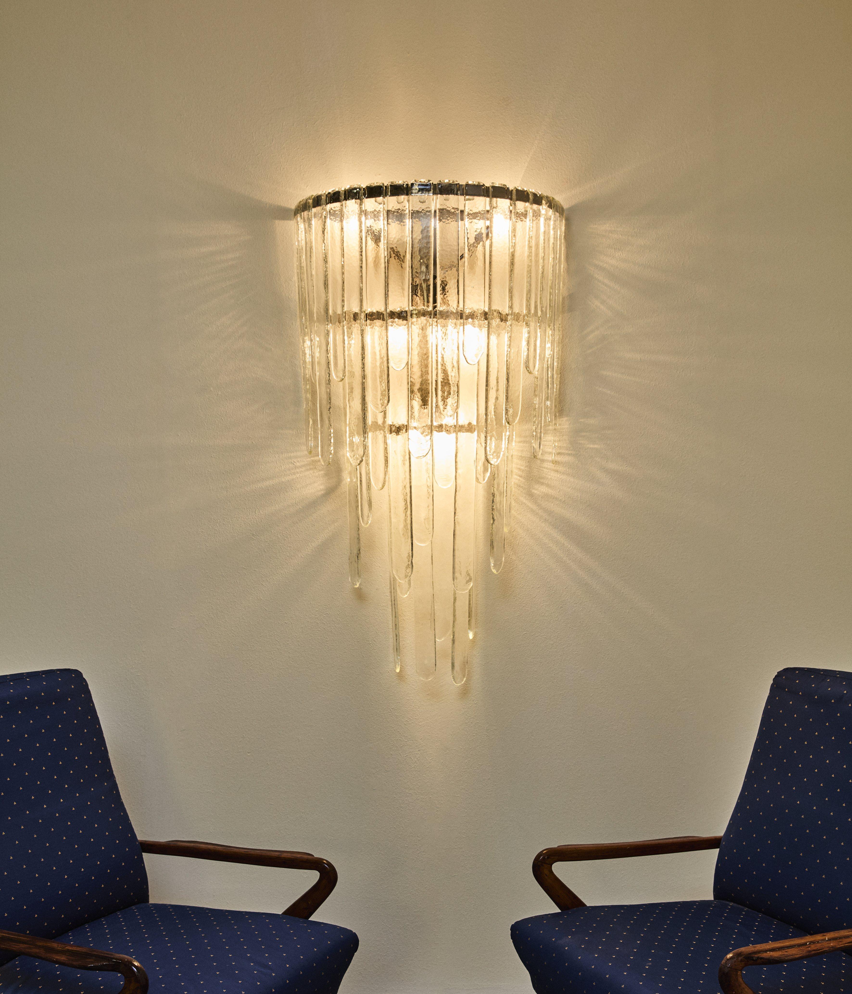Aplique grande LP241, diseño Carlo Nason para A.V. Mazzega Cristal de Murano en venta
