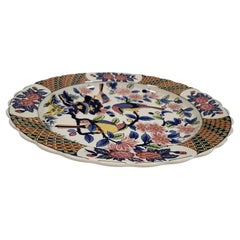 Grande Assiette couleurs d'Imari décor oiseaux et fleurs porcelaine du Japon