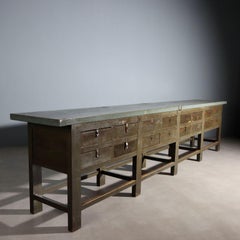Gran banco de trabajo con cajonera Industrial restaurado años 50
