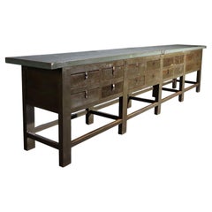 Gran banco de trabajo con cajonera Industrial restaurado años 50