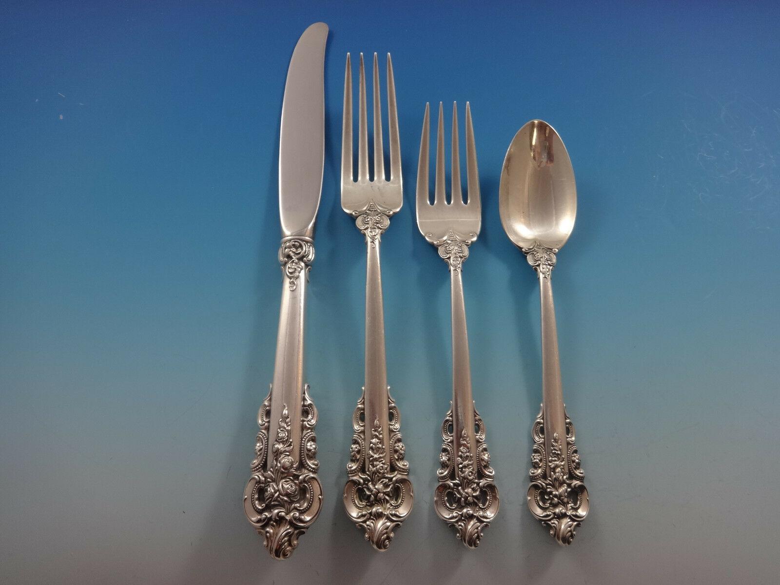Diseñado a la fastuosa manera barroca, este modelo altamente coleccionable es nuestro éxito de ventas. Introducido en 1941, recoge símbolos clásicos del Renacimiento en el pilar exquisitamente tallado y la hoja de acanto curvada como en la