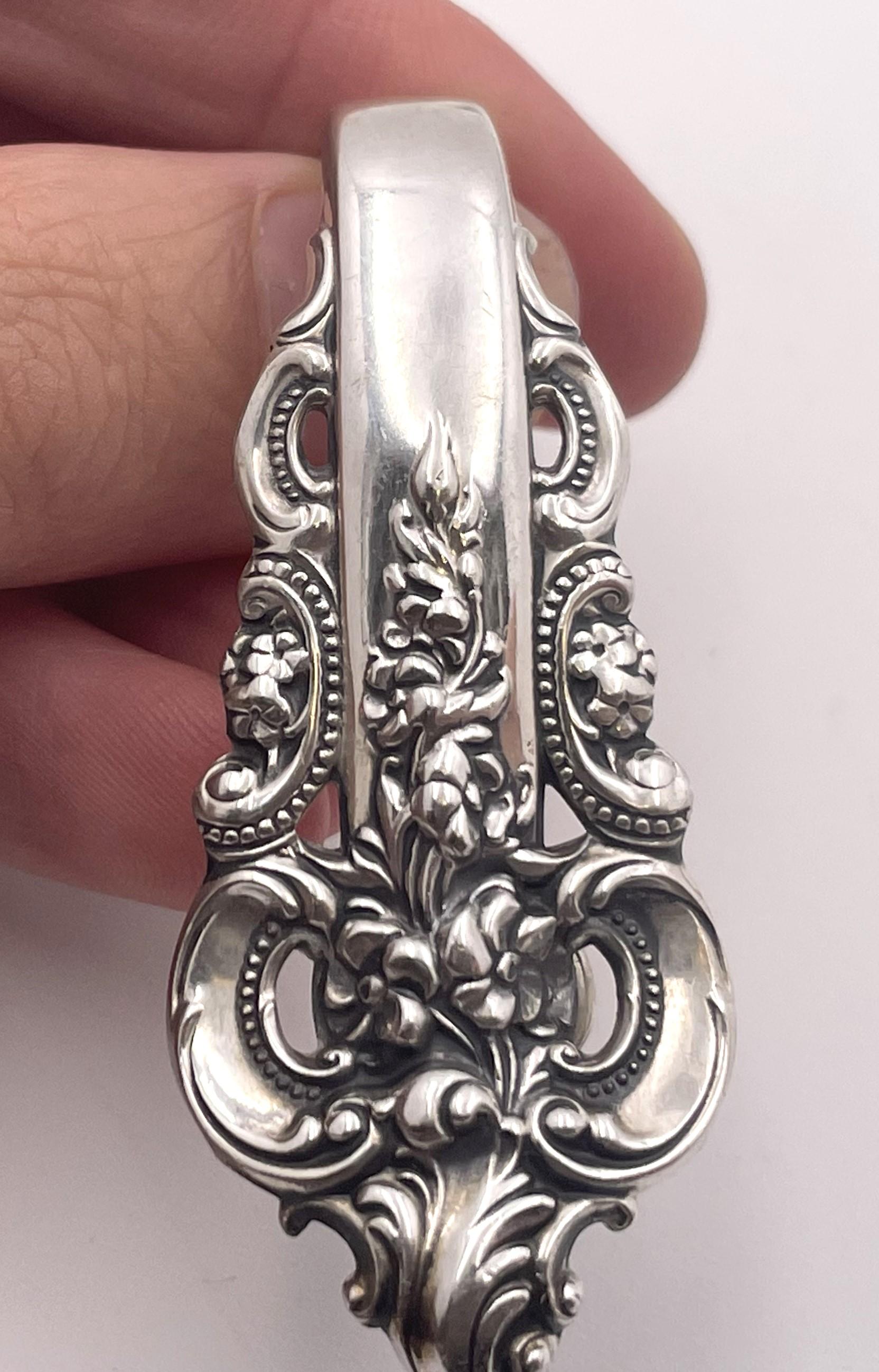 American Grande Baroque Wallace Set of 12 Sterling Silver Napkin Clips For Sale