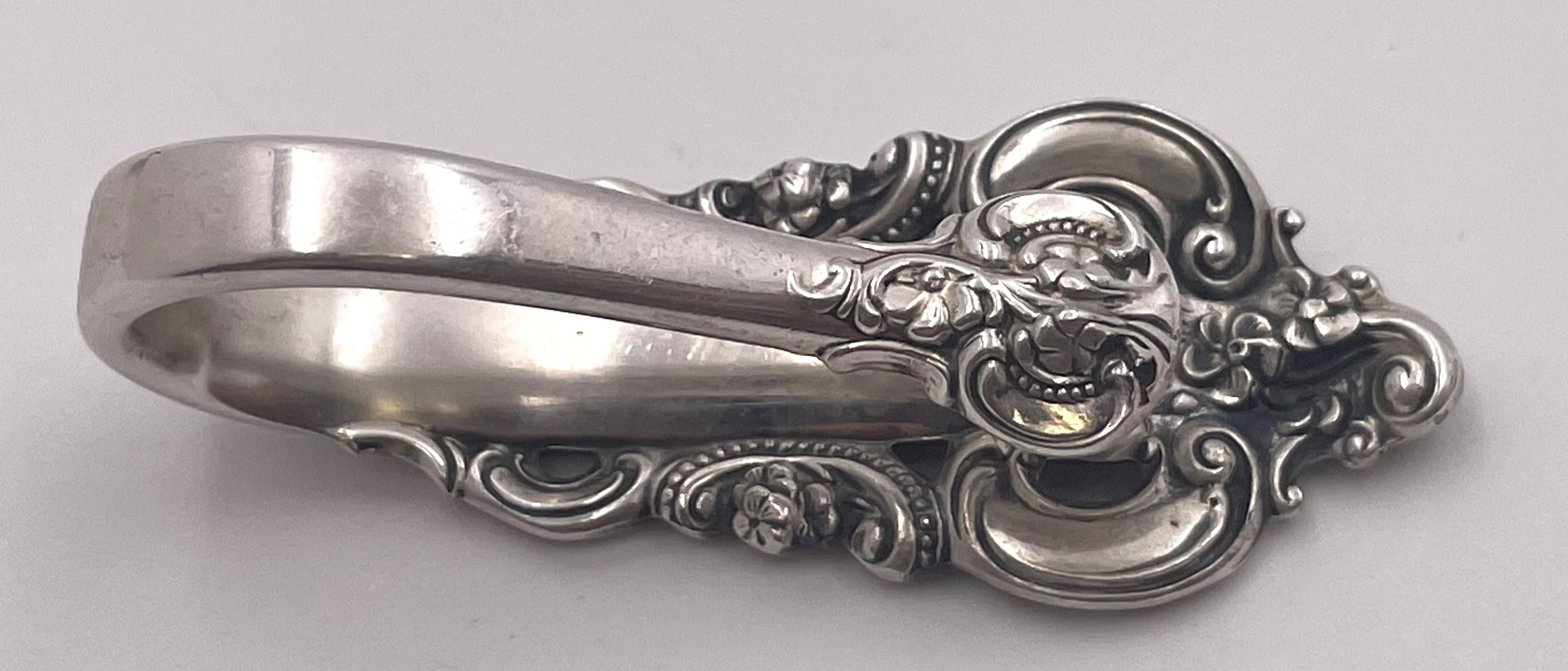 20th Century Grande Baroque Wallace Set of 12 Sterling Silver Napkin Clips For Sale