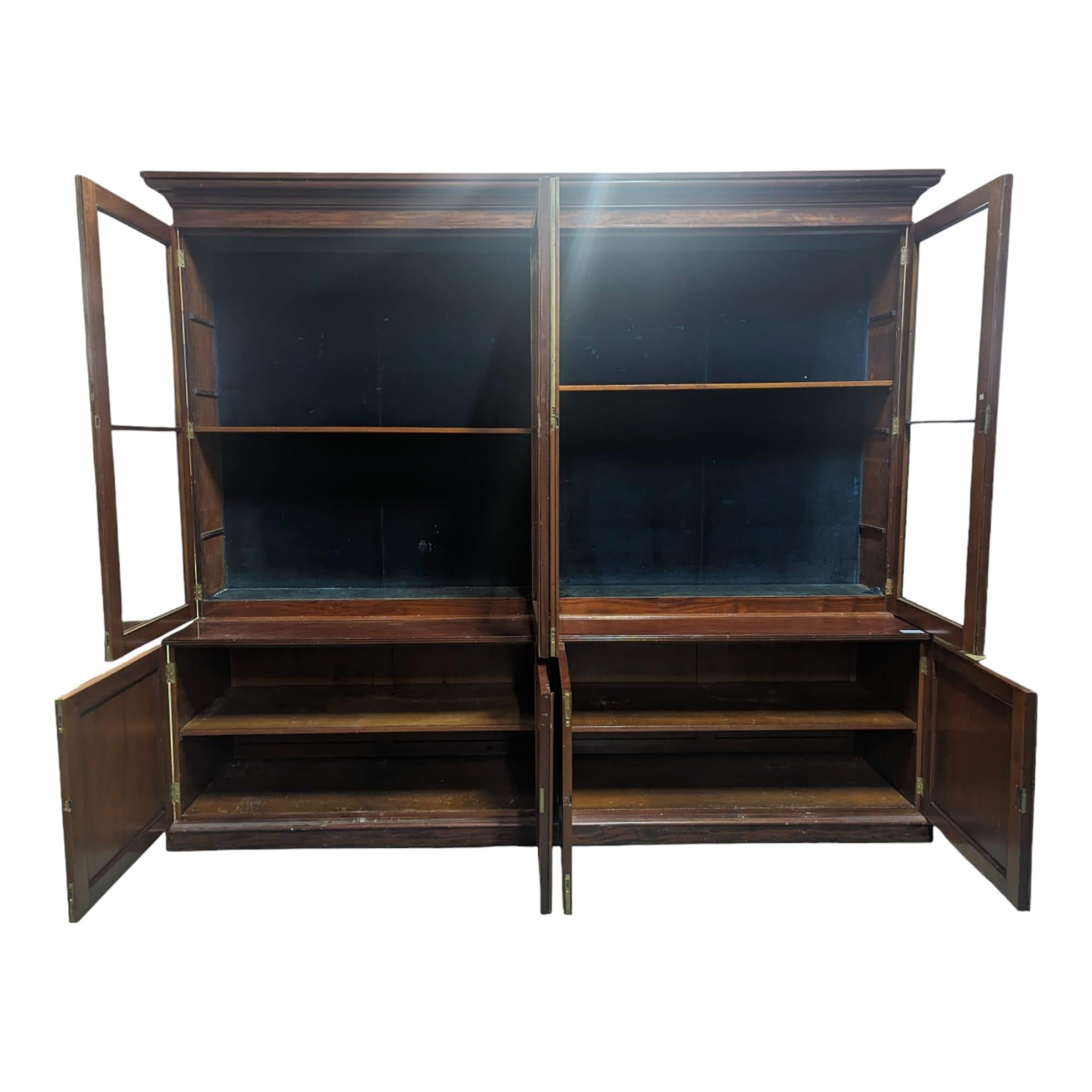 Mid-19th Century 19th Century English Style Mahogany Bookcase  For Sale