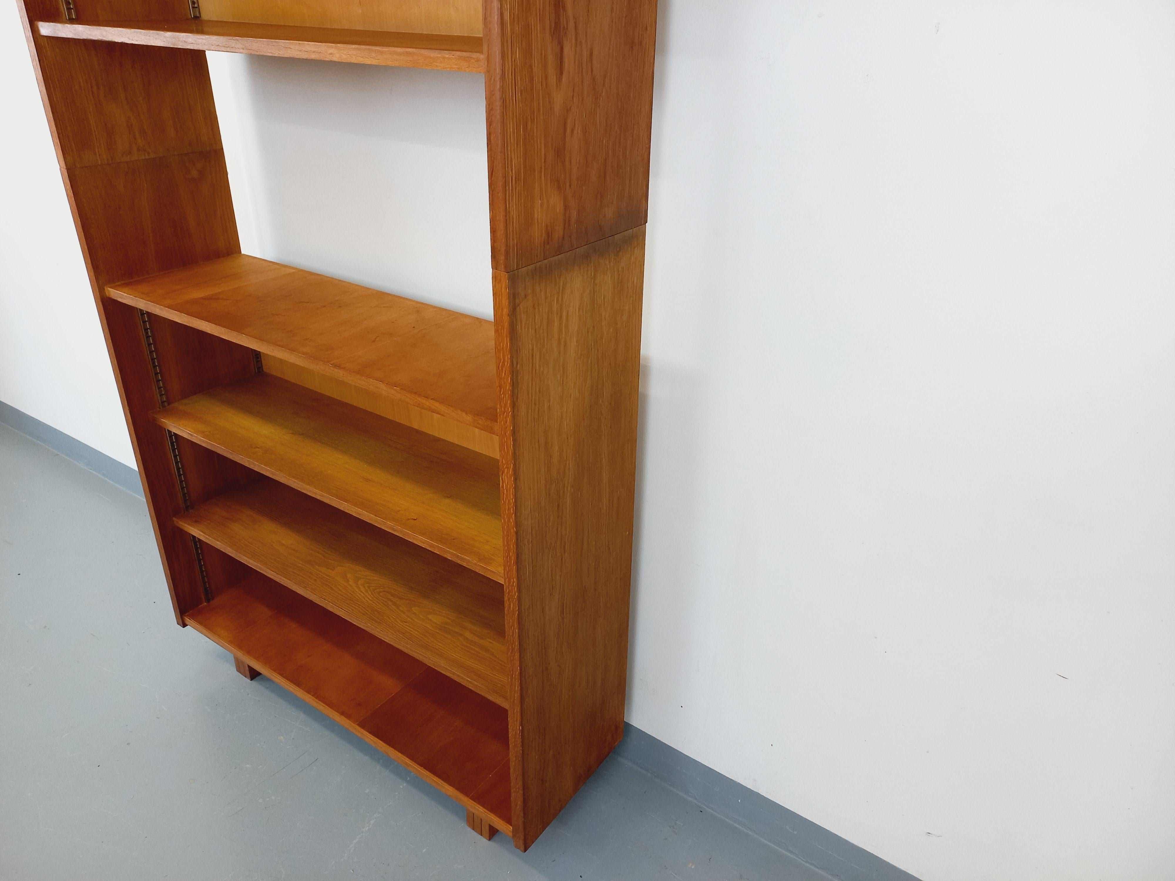 Grande bibliothèque étagère vintage en bois de chêne des années 50 60 in vendita 7