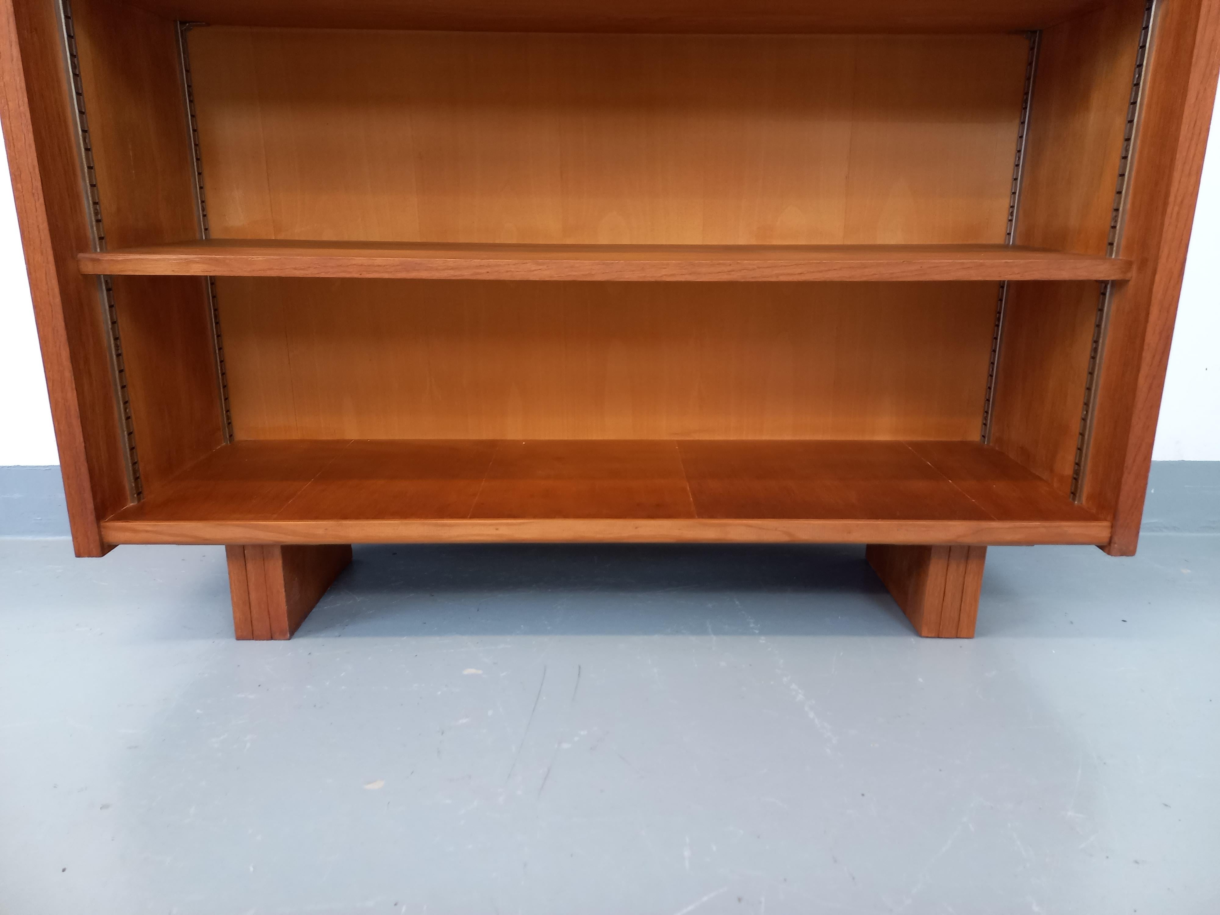 Grande bibliothèque étagère vintage en bois de chêne des années 50 60 in vendita 2