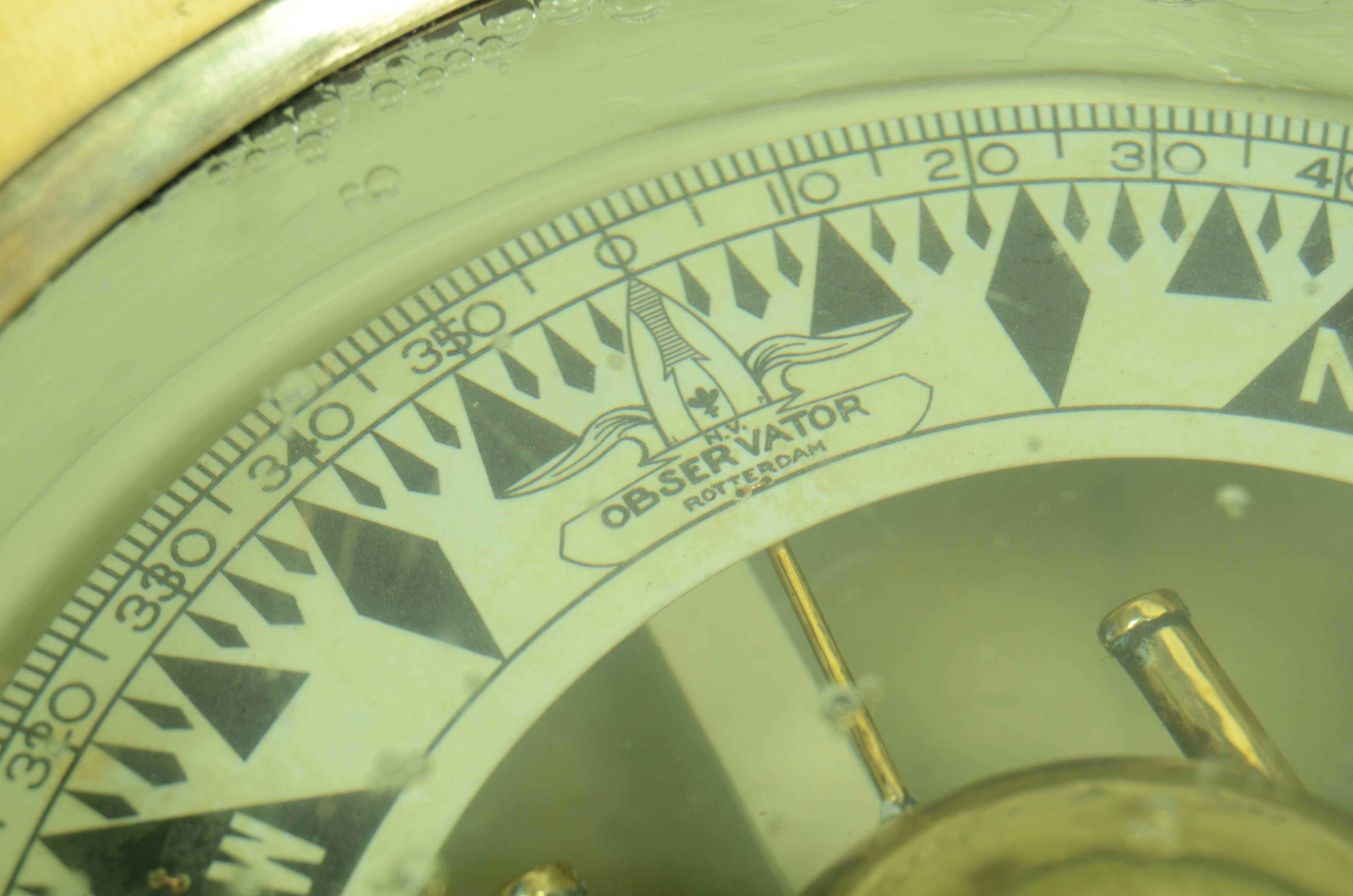 Mid-20th Century Grand compas de marine en laiton  signé OBSERVATOR Rotterdam dans les années 1930 en vente