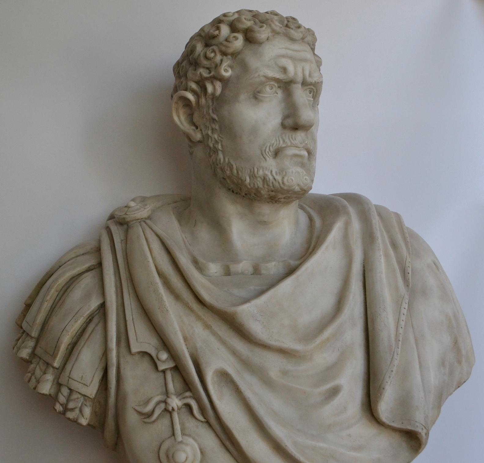 Italian Grande Busto Caracalla scolpito su bellissimo marmo bianco (fabricé en Italie) en vente