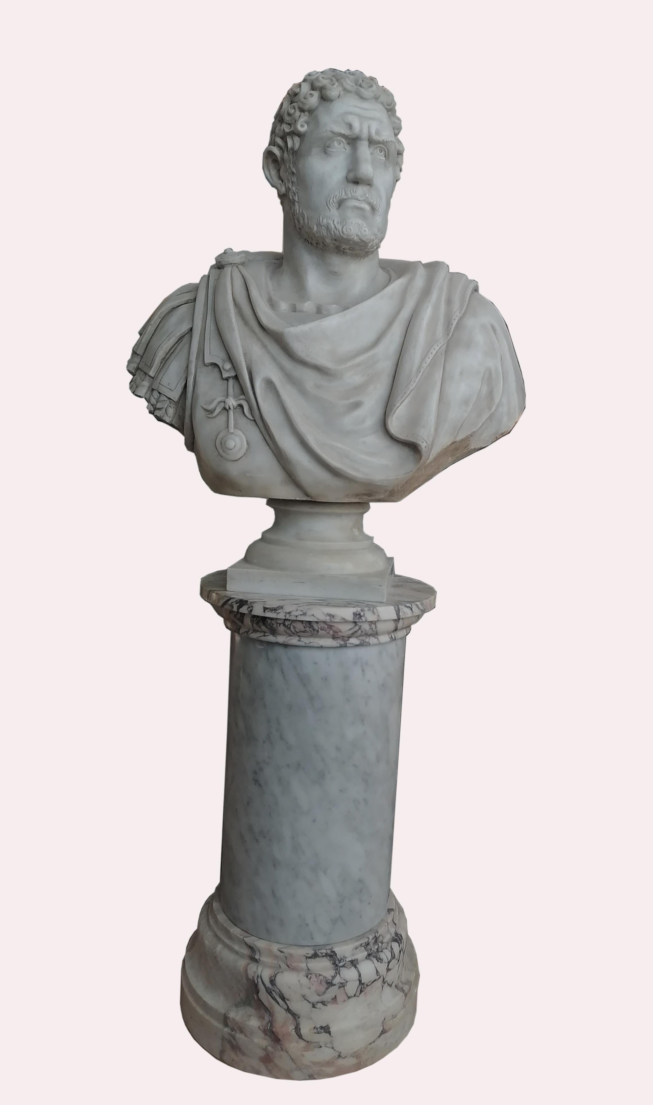Grande Busto Caracalla scolpito su bellissimo marmo bianco (fabricé en Italie) en vente 1
