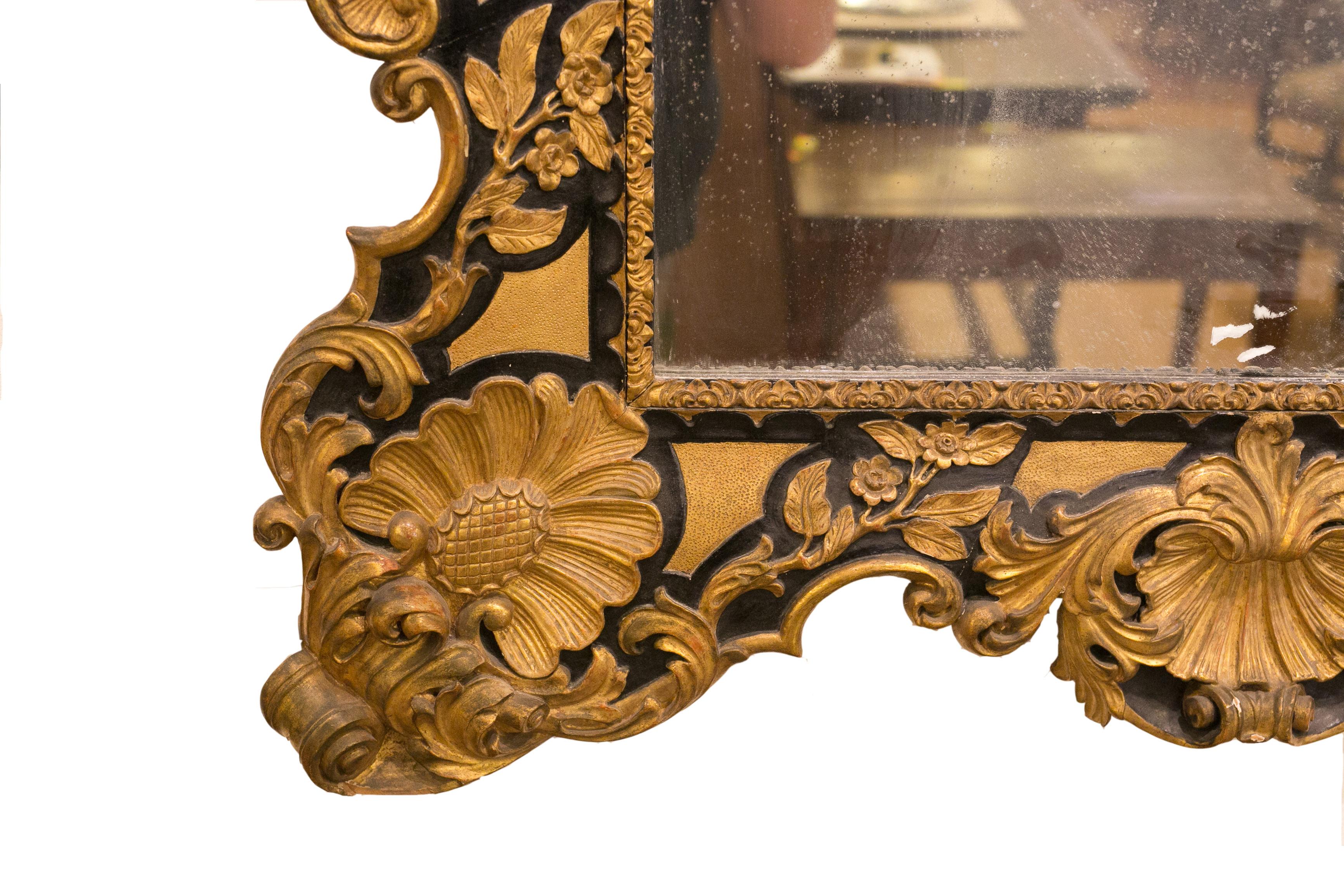 Large Console table with mirror from the 1800s carved gilded and lacquered For Sale 2