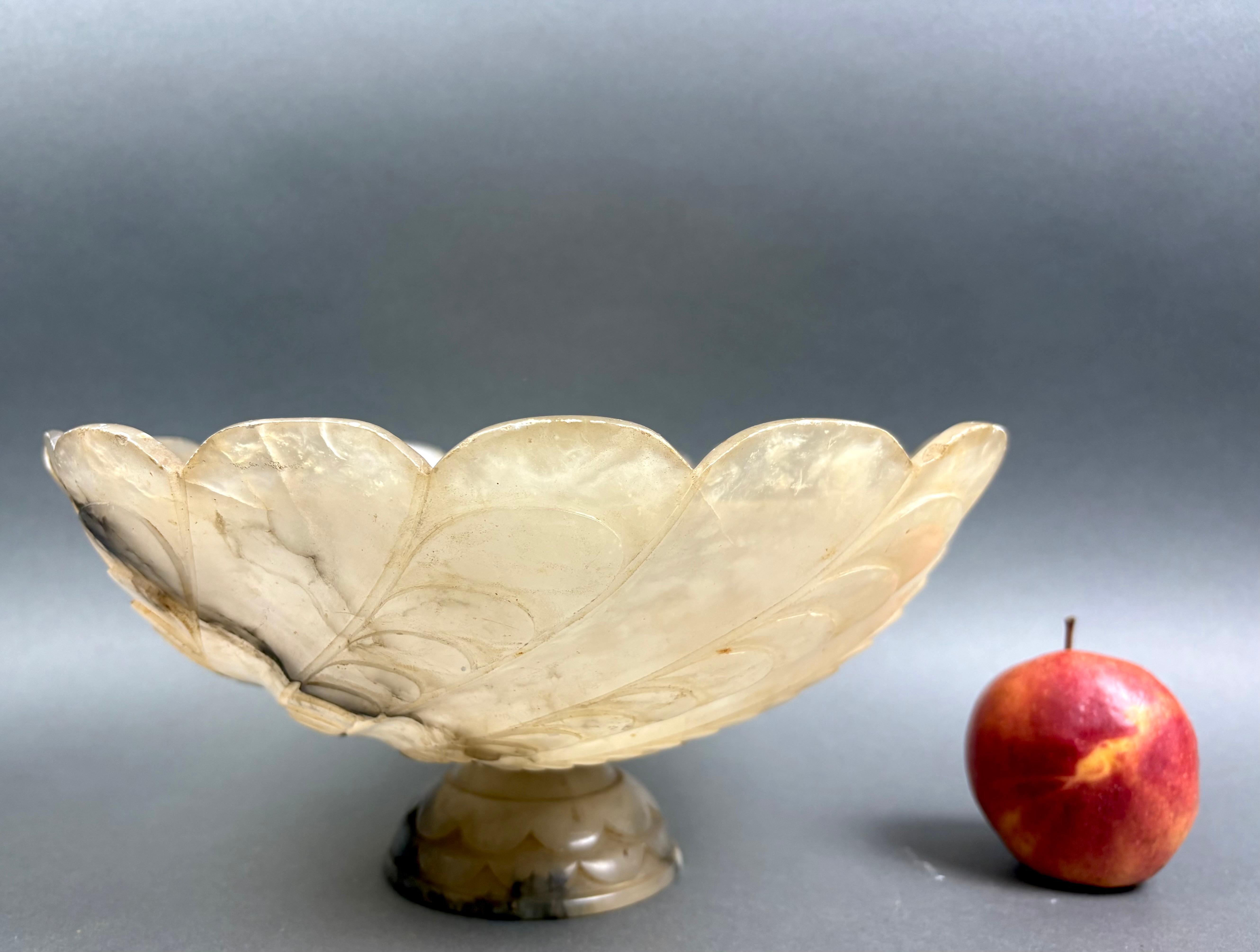 Grande Coppa Centrotavola in Alabastro di Volterra XIX (Italienisch) im Angebot