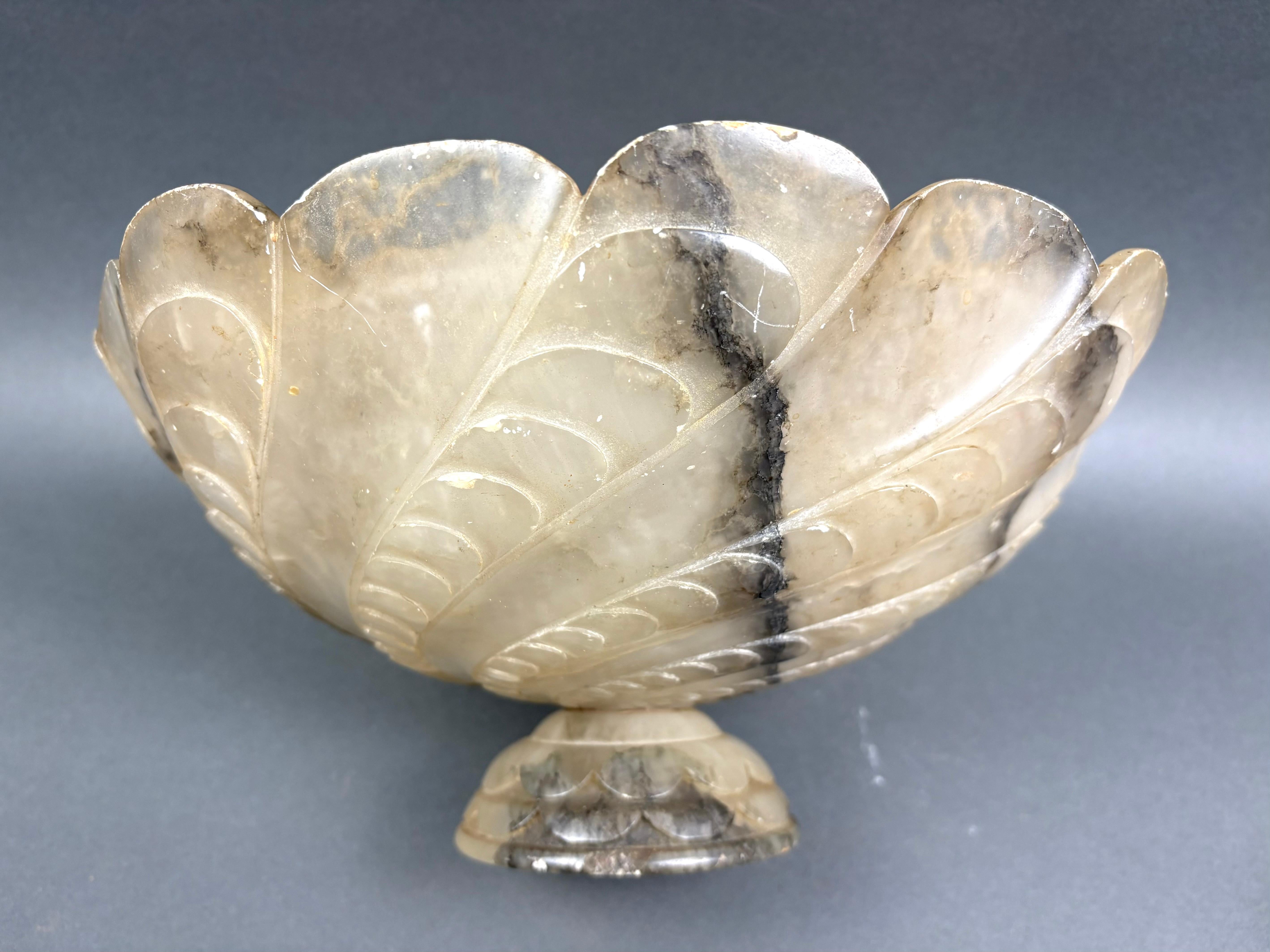 Grande Coppa Centrotavola in Alabastro di Volterra XIX im Angebot 1