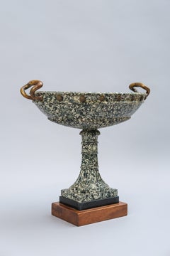 Grande coppa in granito bigio di Assuan 1810/20 ca.