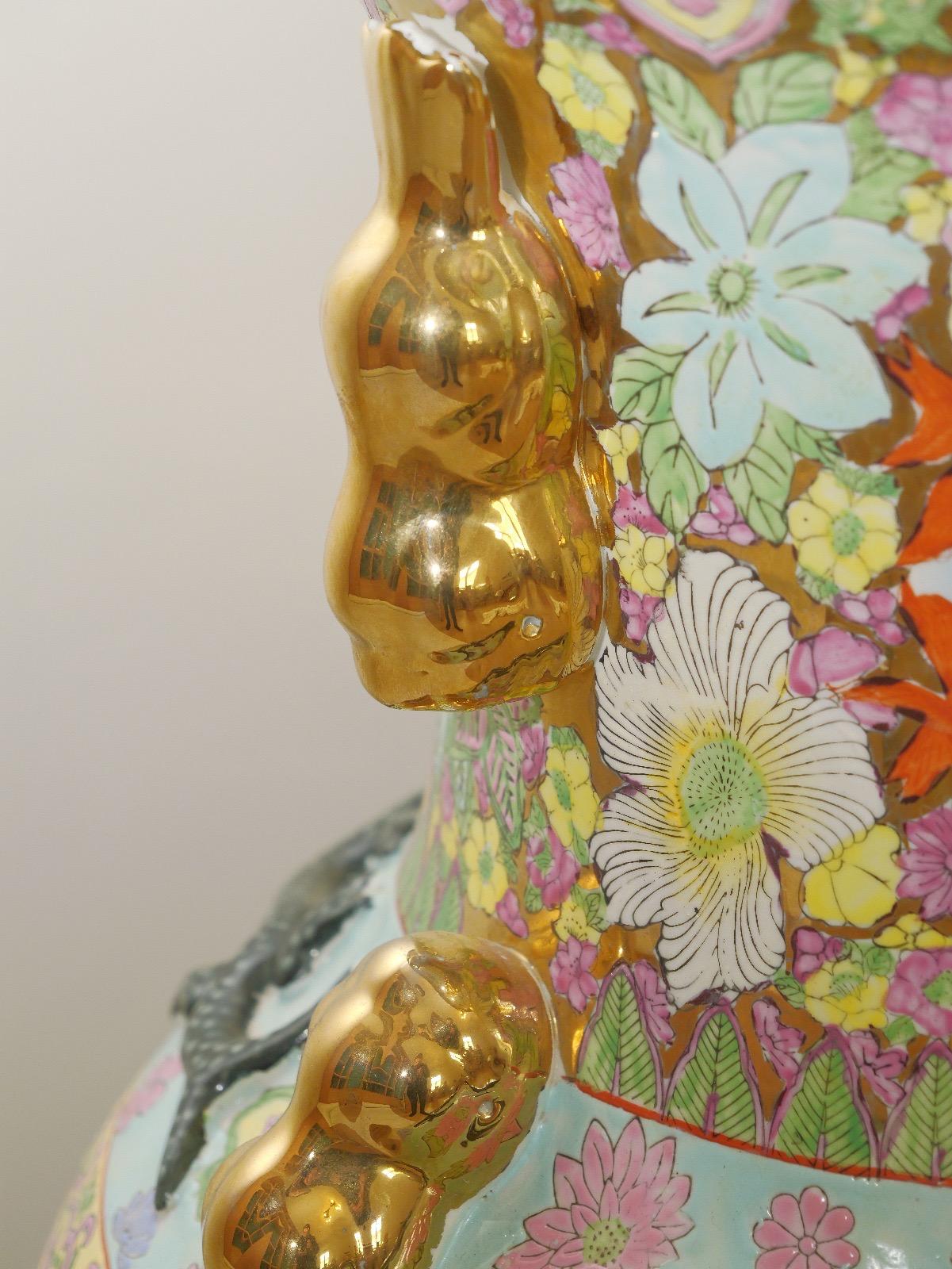 Large Pair of Vintage Porcelain and Chinese Canton Vases, 20th century For Sale 2