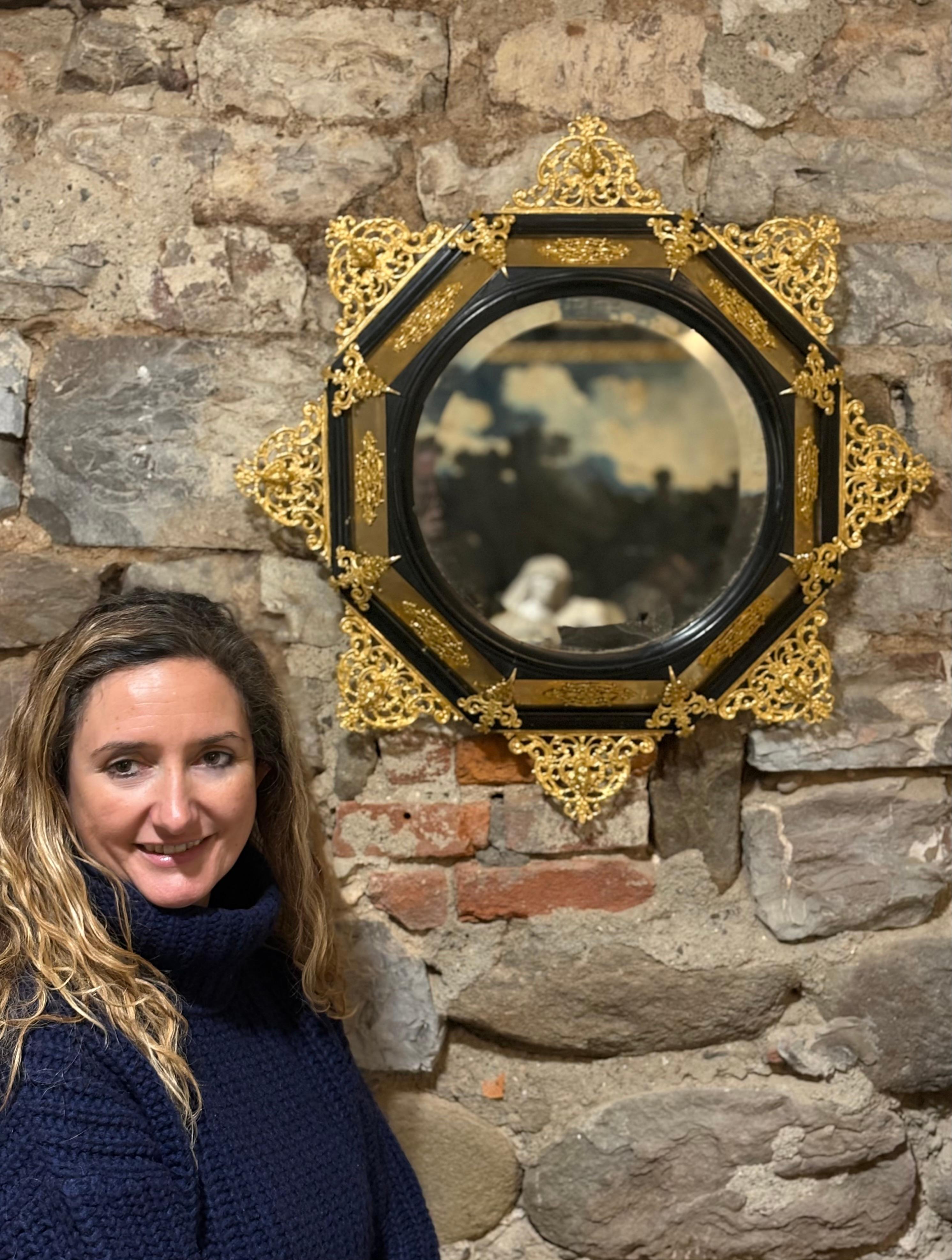 Grande Cornice con Specchio Rinascimento Fiorentino Legno Bronzo Dorato in vendita 4