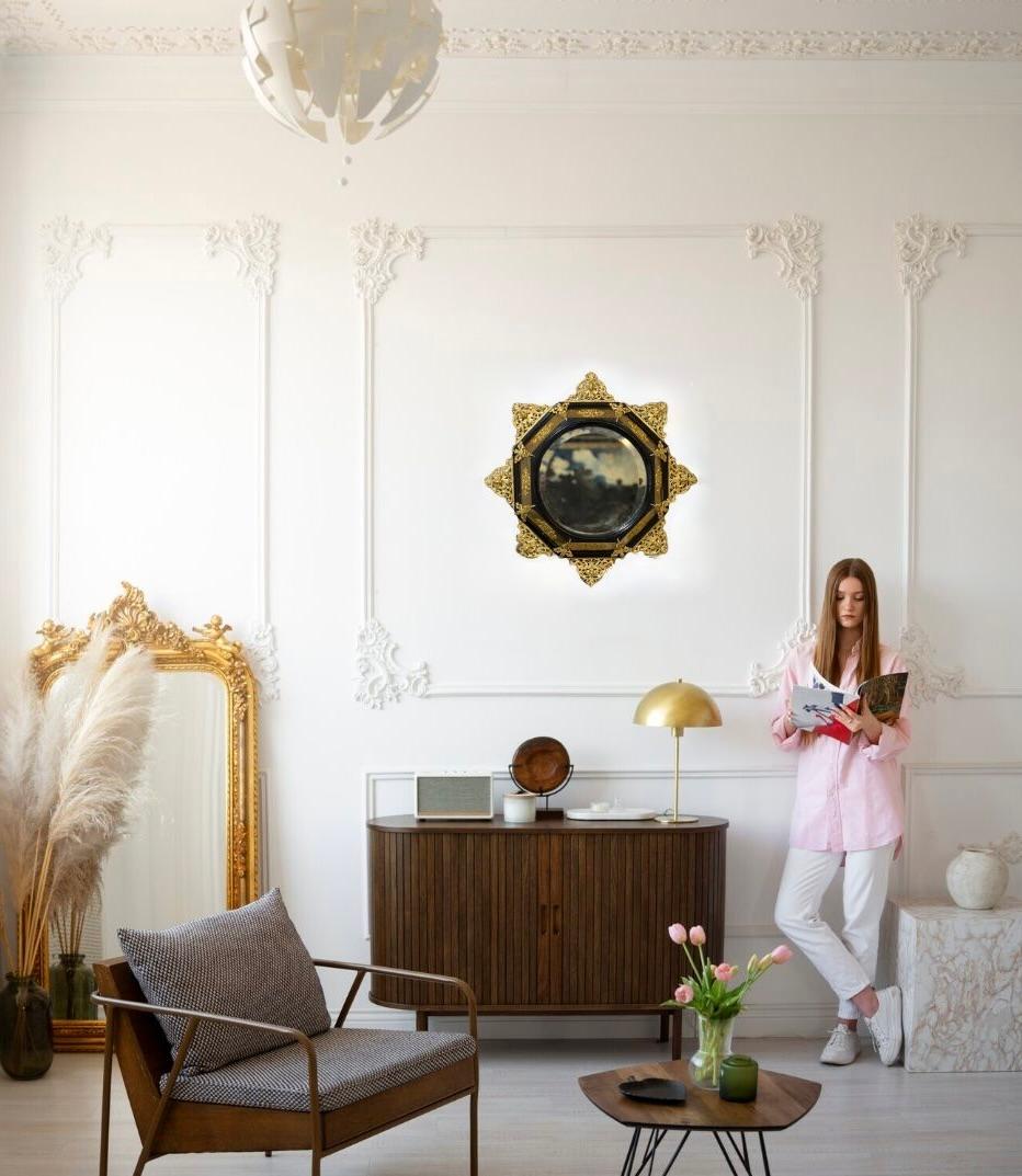 Italiano Grande Cornice con Specchio Rinascimento Fiorentino Legno Bronzo Dorato in vendita