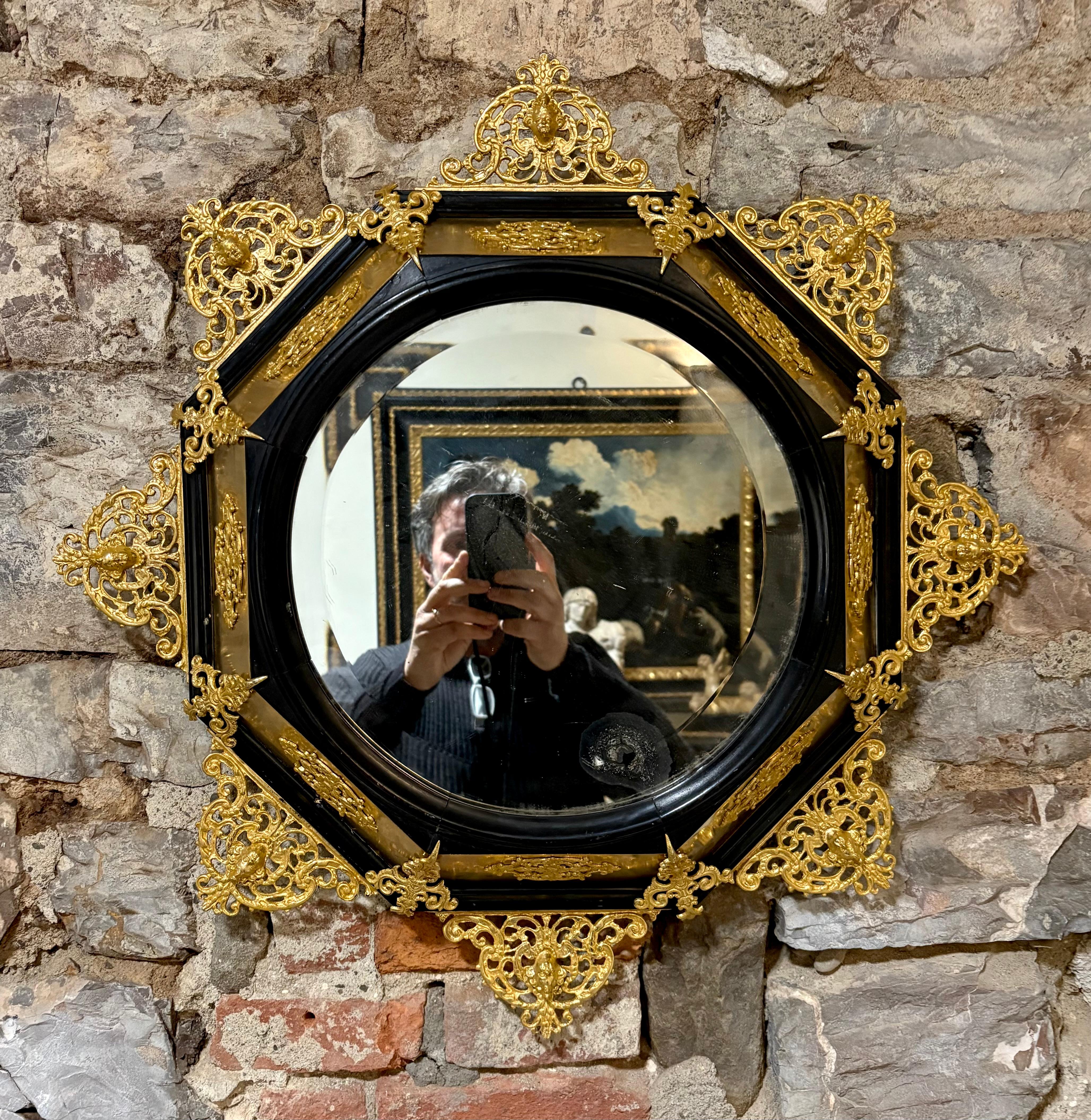 Ebanizzato Grande Cornice con Specchio Rinascimento Fiorentino Legno Bronzo Dorato in vendita