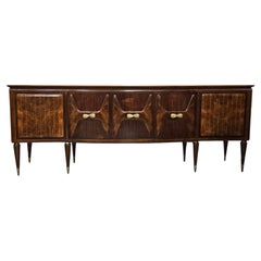 Großes Sideboard aus Nussbaumholz der 1940er Jahre mit Ahornintarsien und Glasplatte