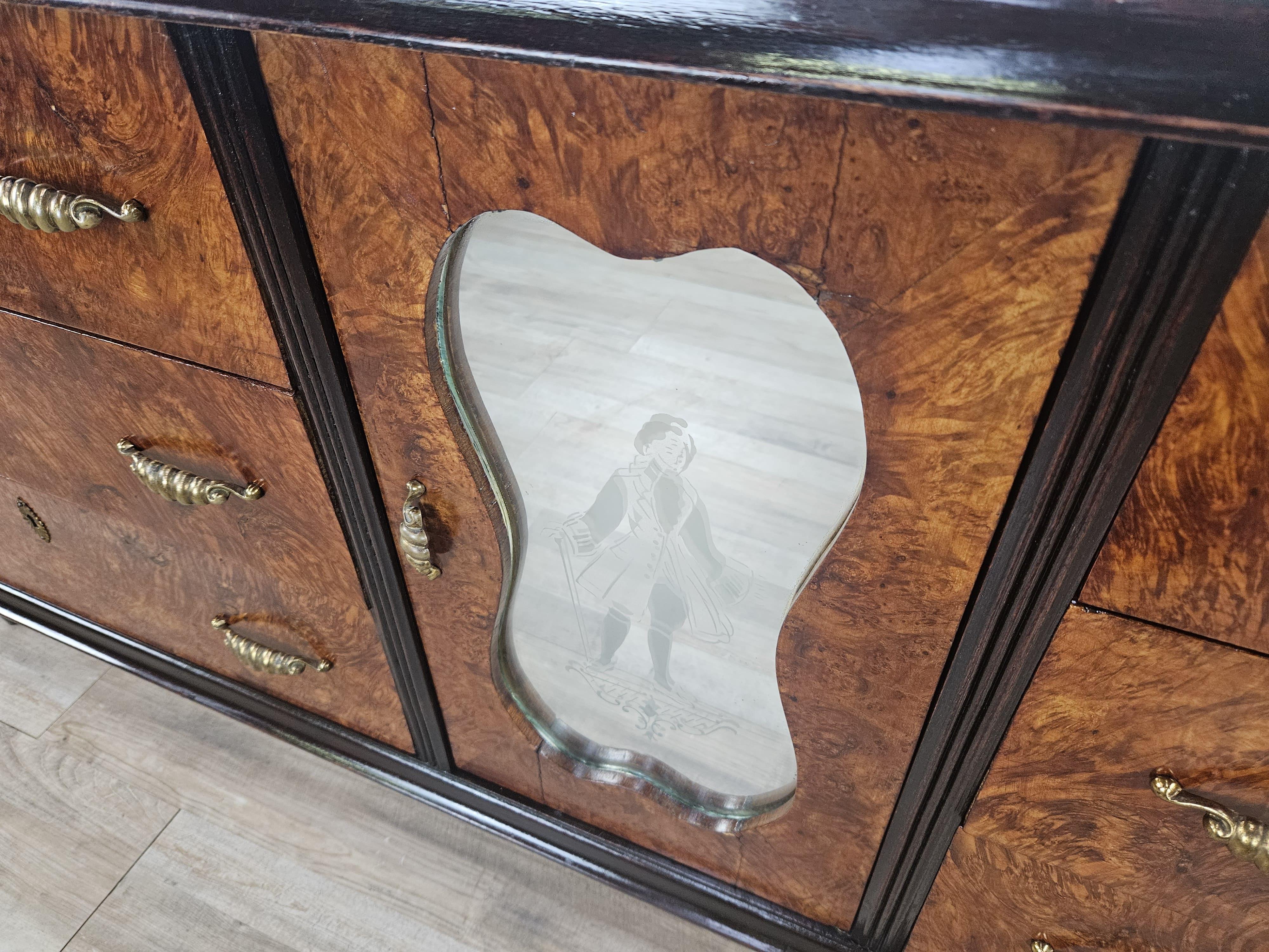Large Art Deco sideboard in mahogany burl with maple inlays 20th century For Sale 6