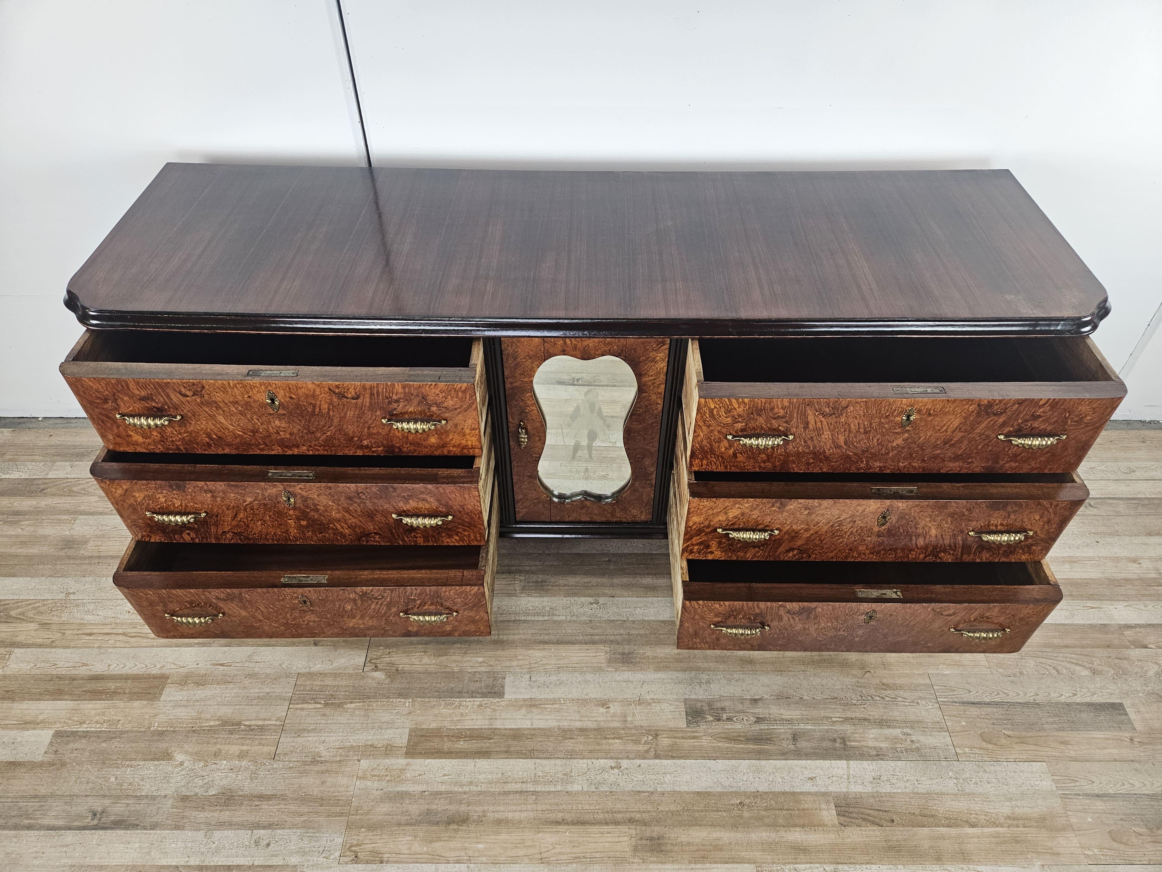 Large Art Deco sideboard in mahogany burl with maple inlays 20th century For Sale 10