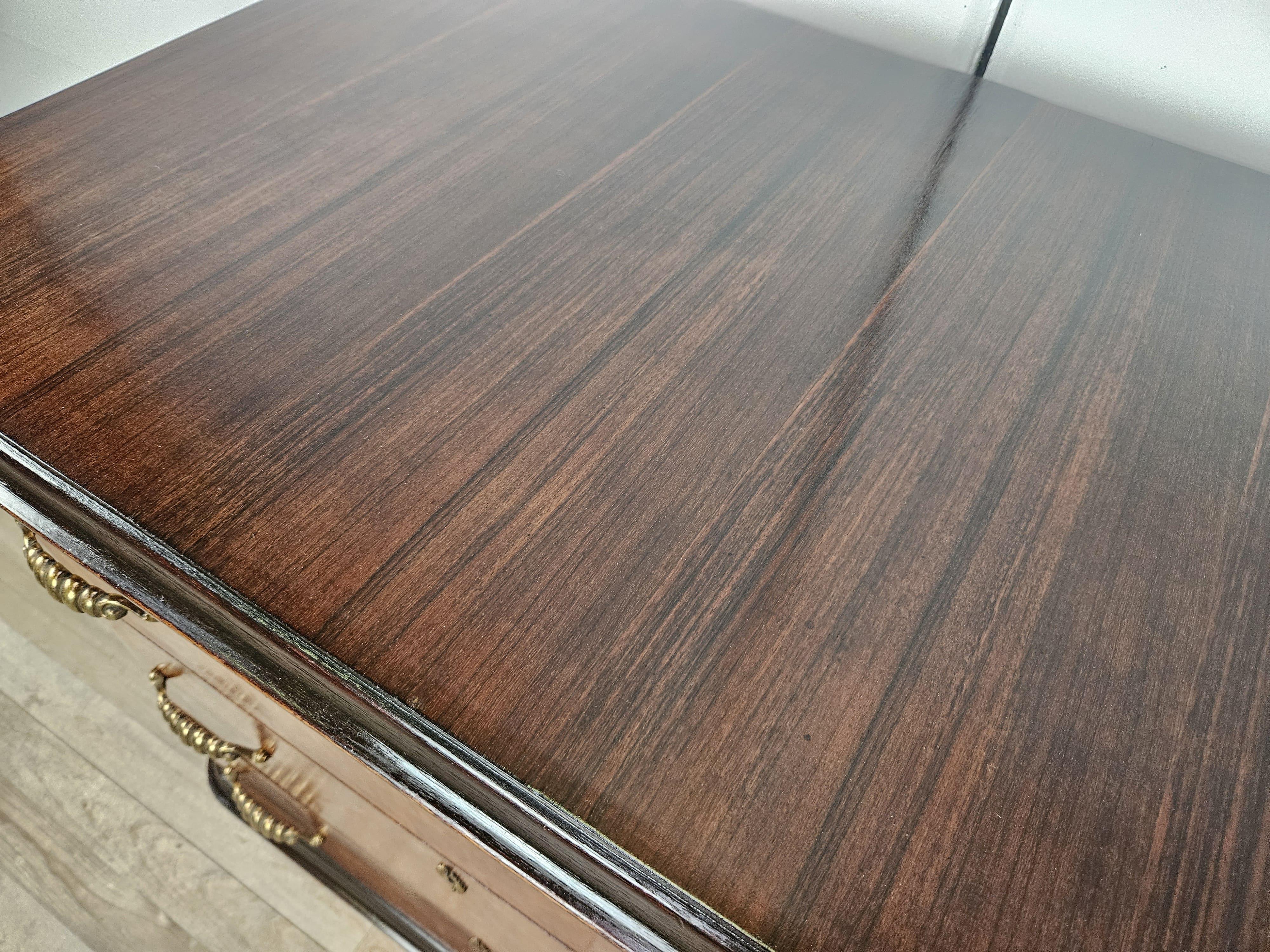 Large Art Deco sideboard in mahogany burl with maple inlays 20th century For Sale 2