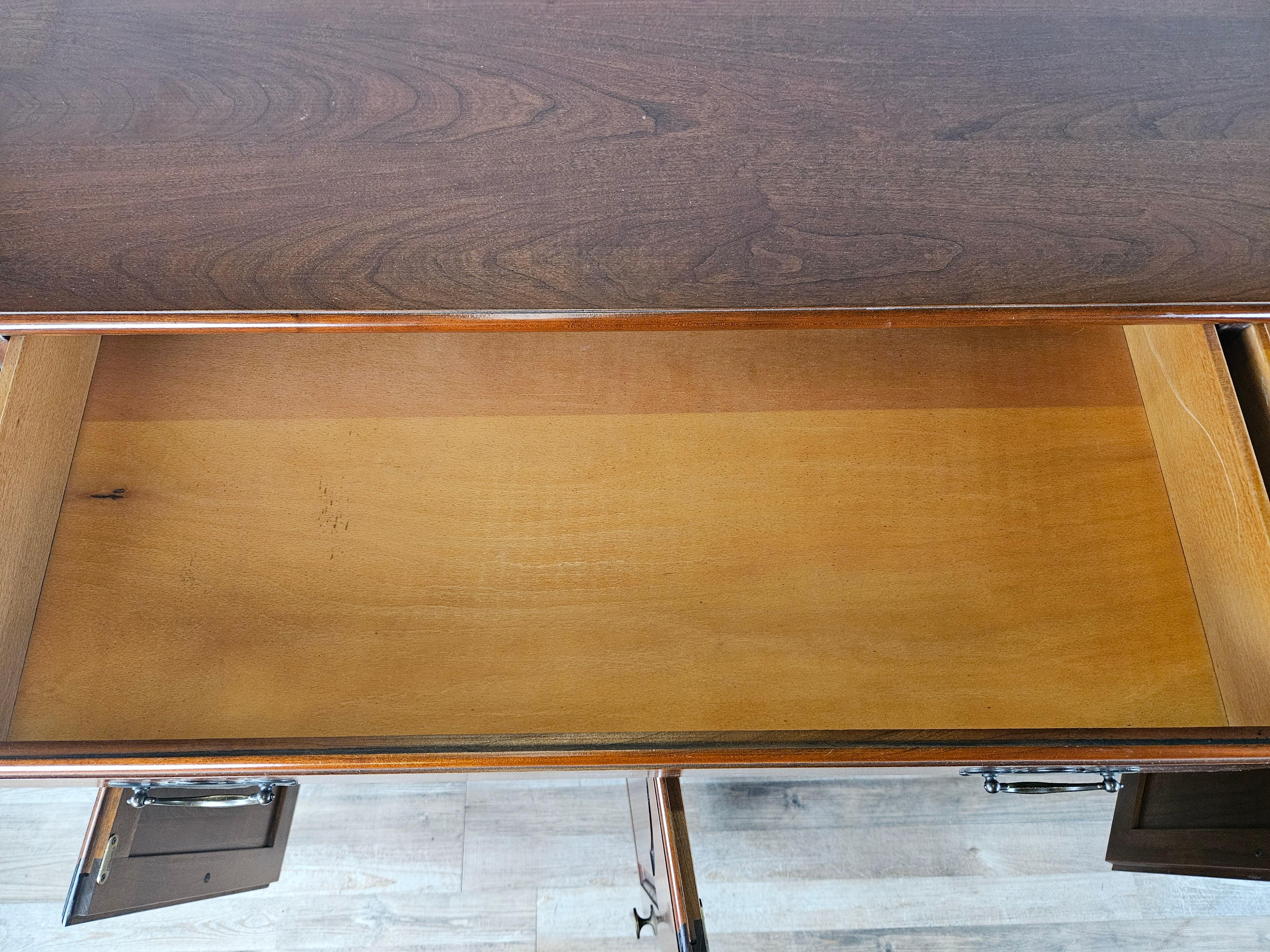 Large kitchen sideboard by Fantoni in cherry wood For Sale 3